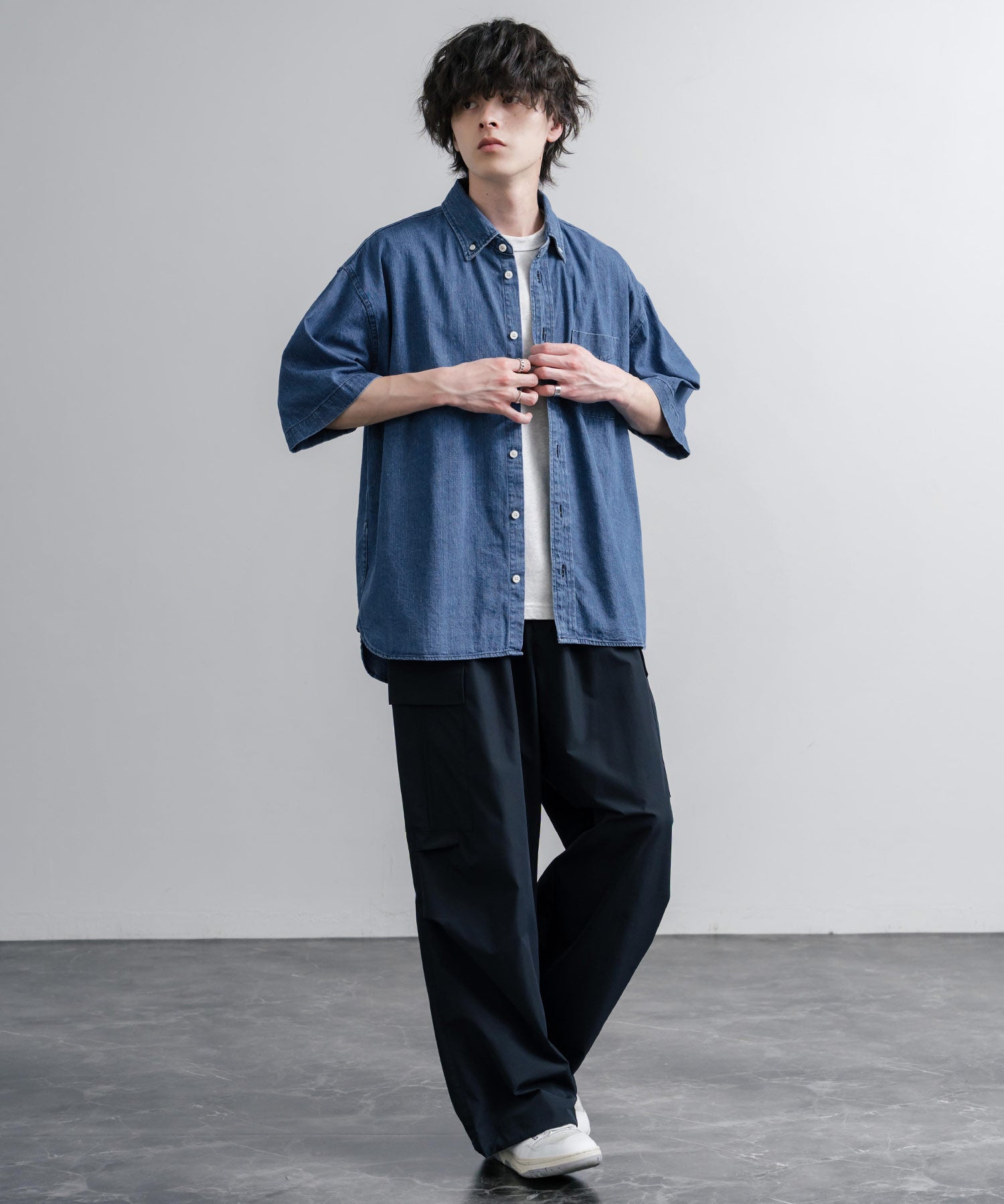 Upscape Audience アップスケープオーディエンス 日本製 国産 「備後」8オンス ムラデニム ヴィンテージWASH ボタンダウンボクシーAライン半袖シャツ AUD6722 16036