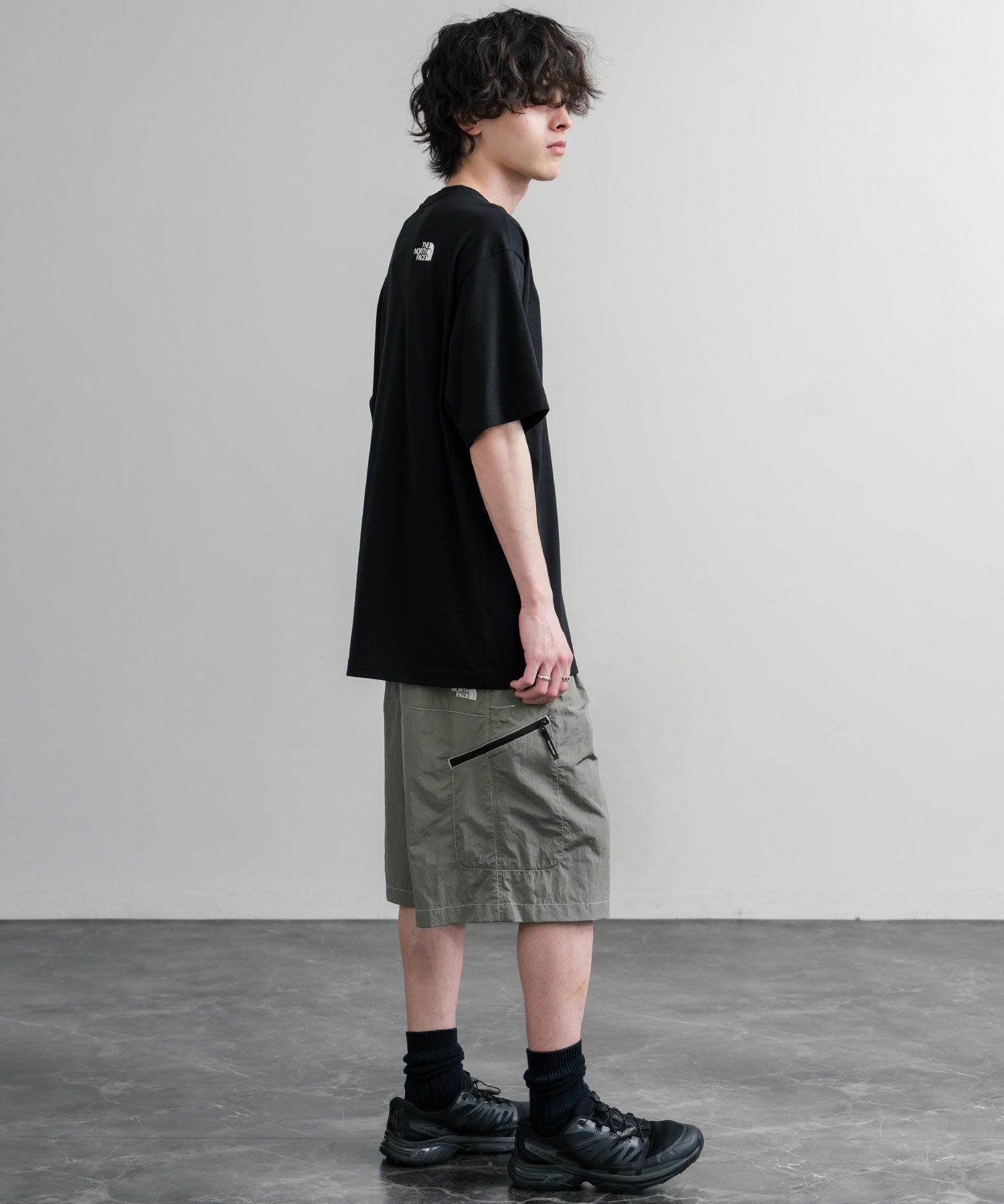 日本未展開モデル THE NORTH FACE ザ・ノースフェイス WHITE LABEL ホワイトレーベル SHELDON BERMUDA ナイロンワイドハーフパンツ 16065