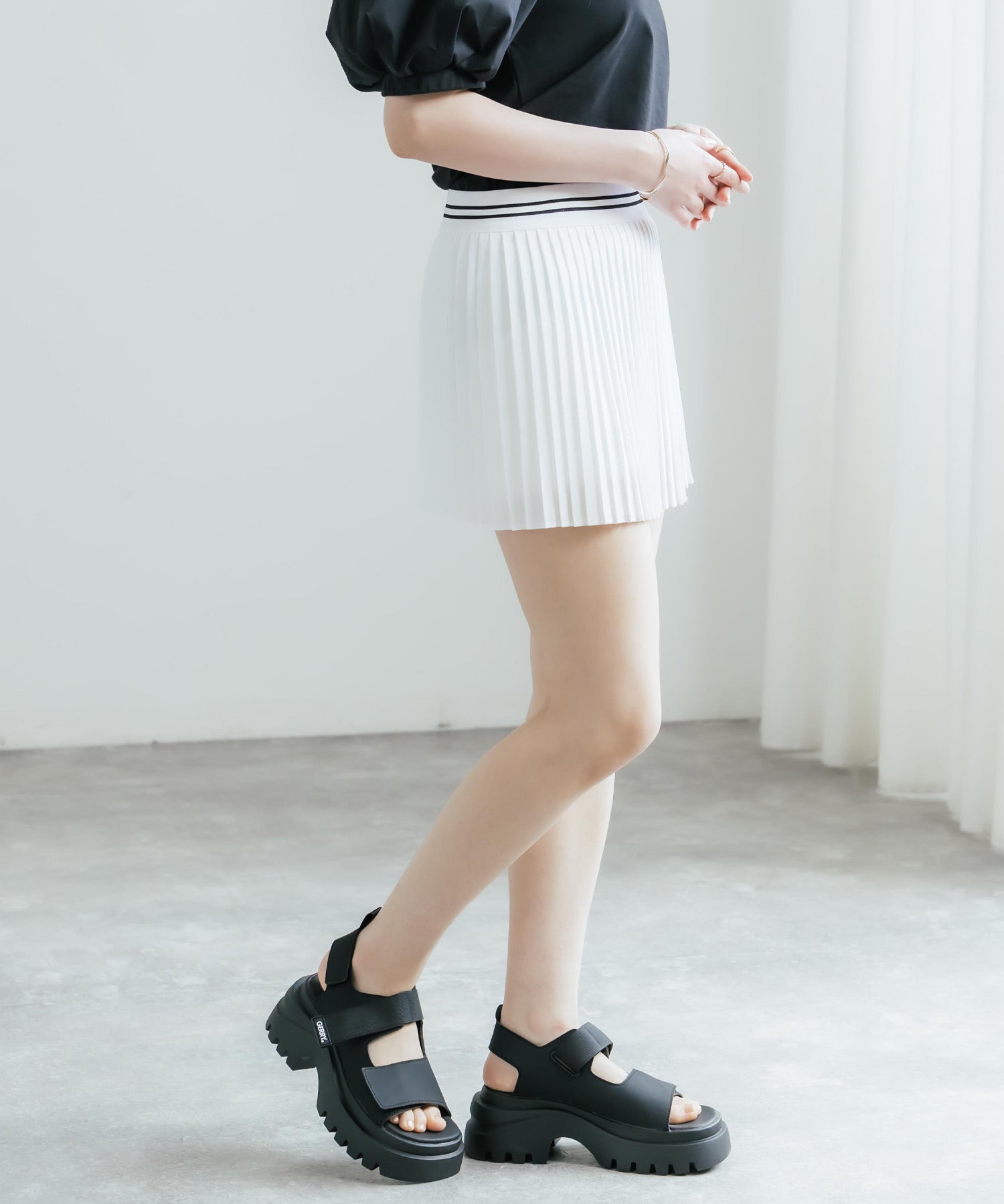 日本未展開モデル THE NORTH FACE ザ・ノースフェイス WHITE LABEL ホワイトレーベル W'S PLEATY SKIRT インナー付きプリーツミニスカート 16067