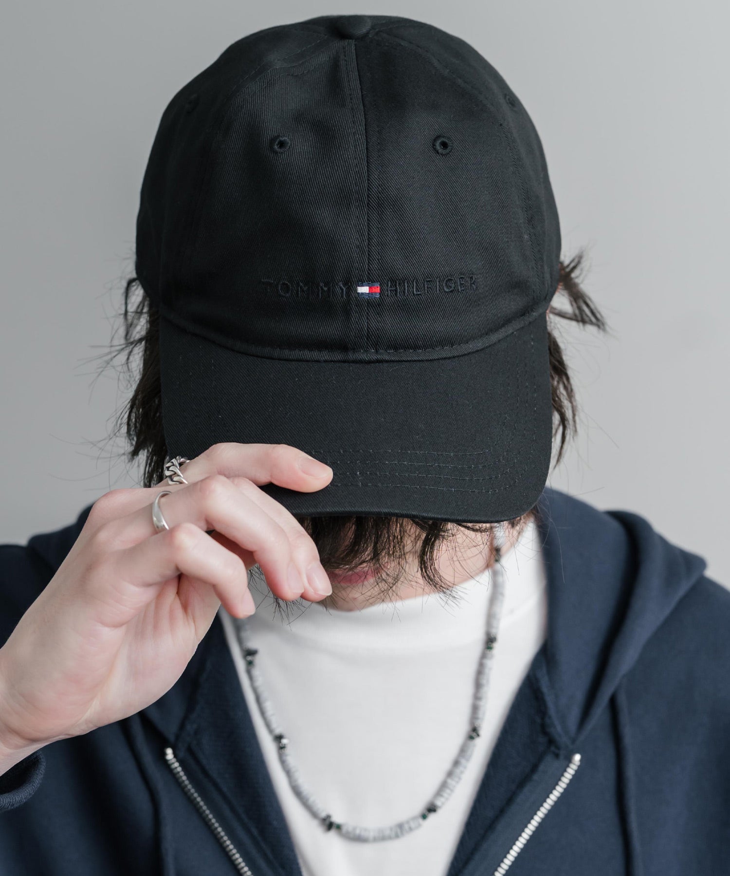 TOMMY HILFIGER トミーヒルフィガー Am Tonal Hilfiger Logo Cap ワンポイントロゴ刺繍6パネルキャップ 16103
