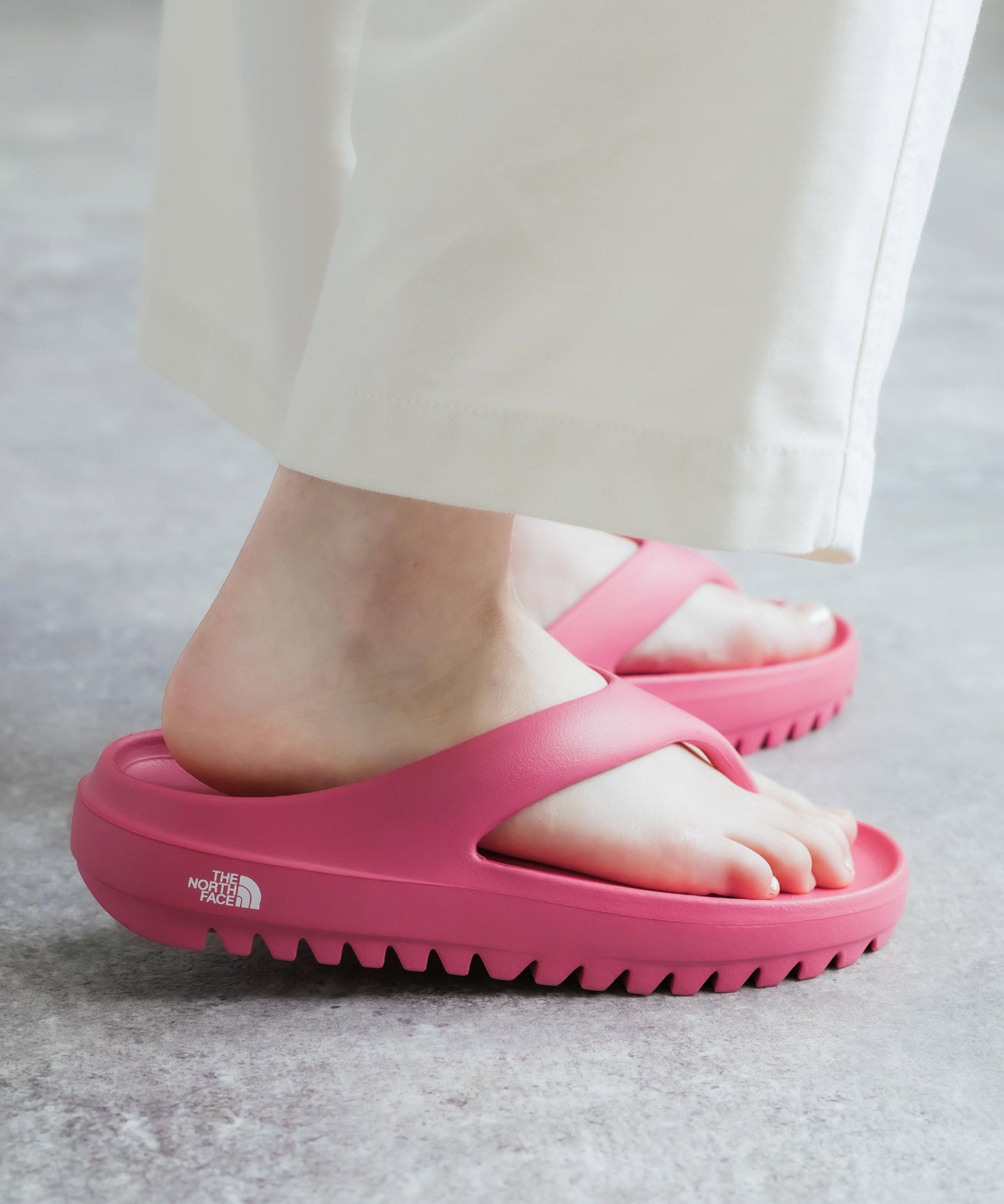 THE NORTH FACE ザ・ノースフェイス CAMPER’S FLIP 厚底トングサンダル	 16104