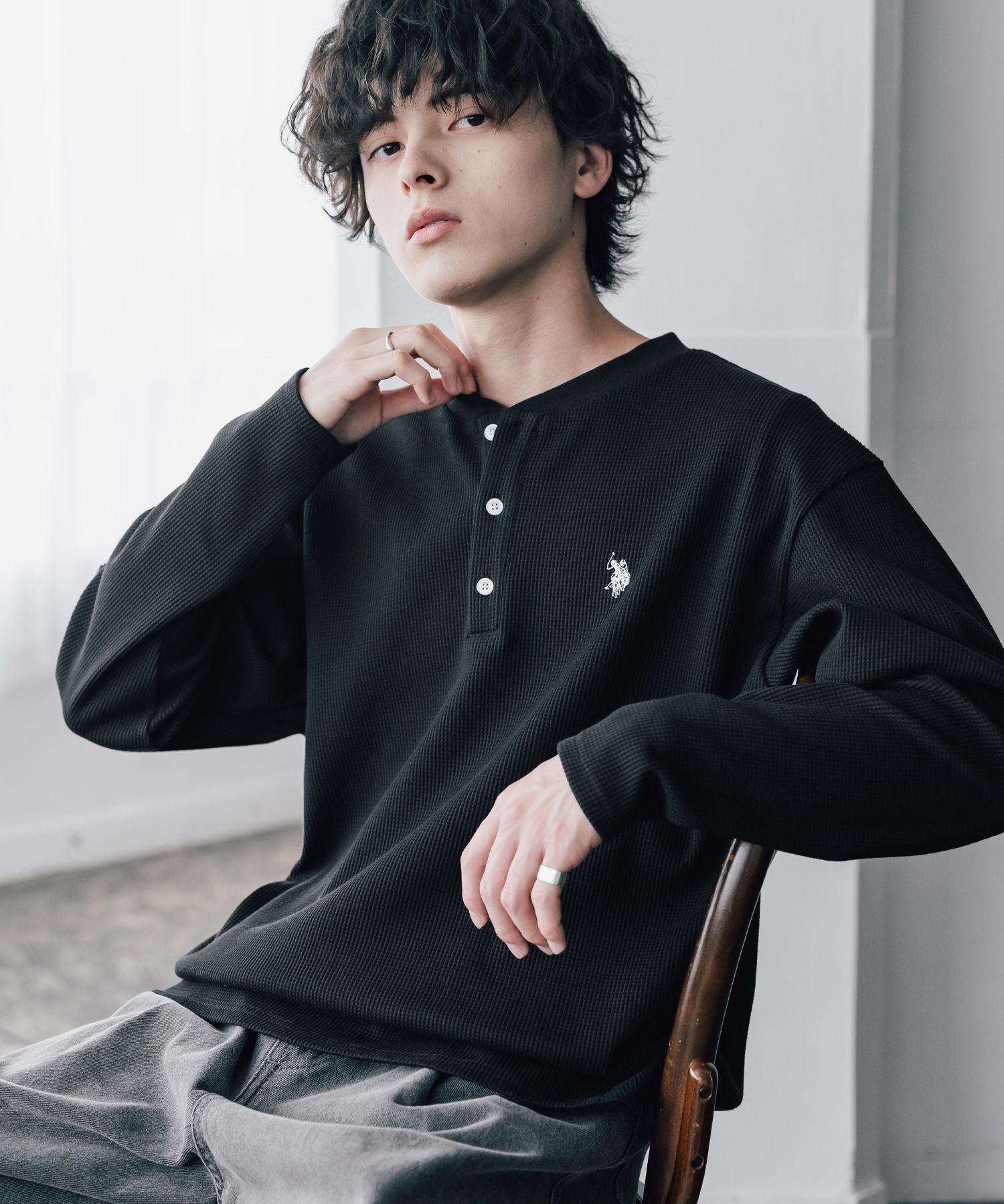 U.S. POLO ASSN. ユーエスポロアッスン サーマルワンポイントロゴ刺繍ヘンリーネック長袖Tシャツ/ワッフルカットソー 16110