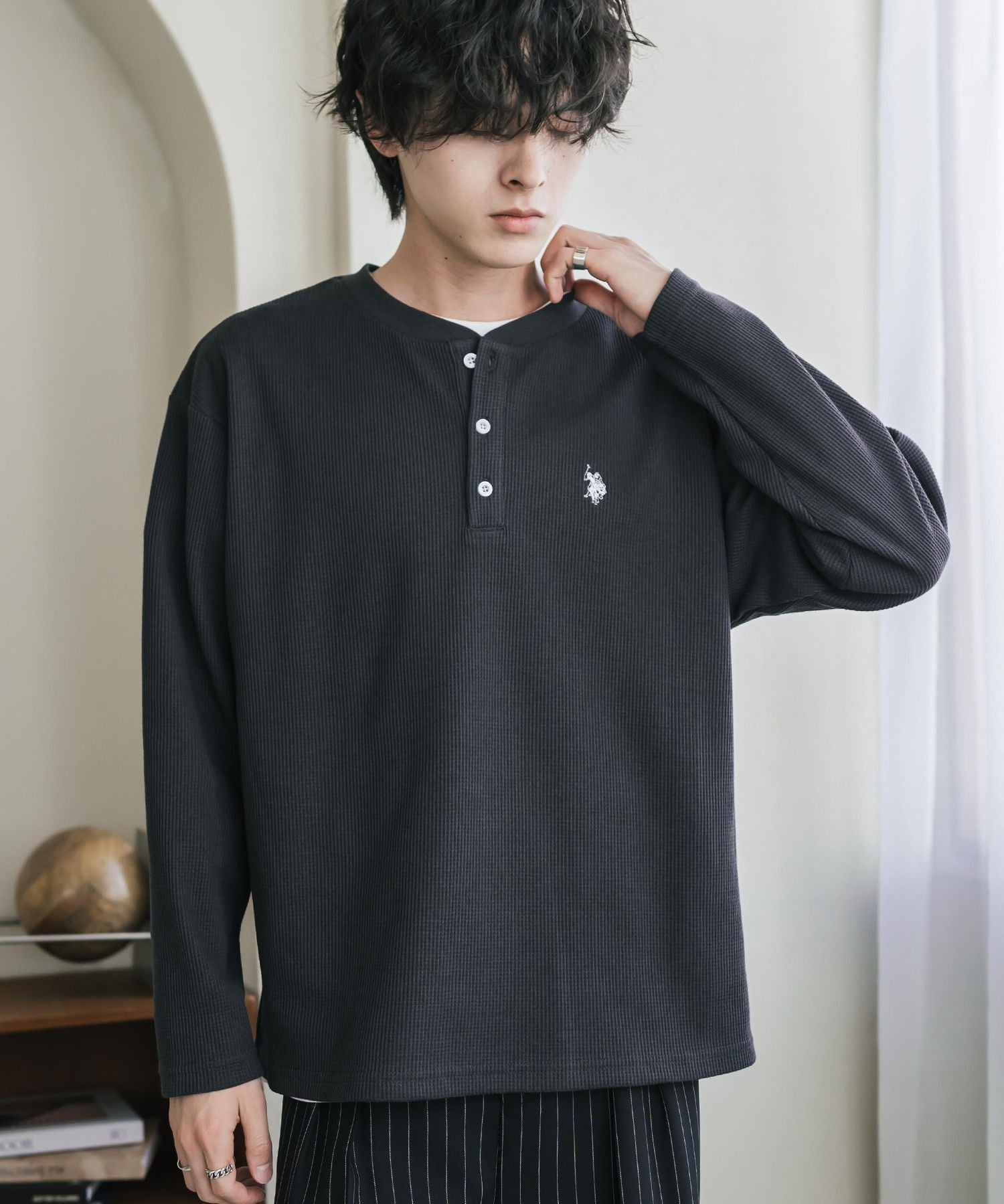 U.S. POLO ASSN. ユーエスポロアッスン サーマルワンポイントロゴ刺繍ヘンリーネック長袖Tシャツ/ワッフルカットソー 16110