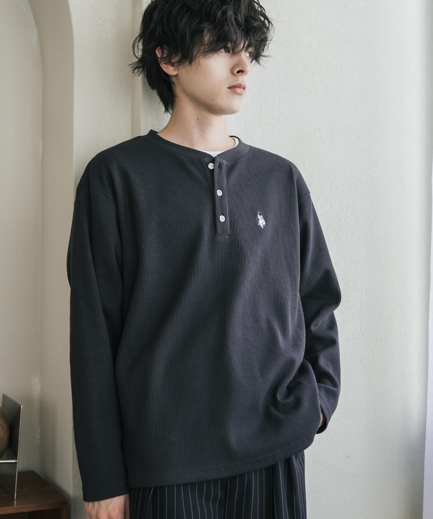 U.S. POLO ASSN. ユーエスポロアッスン サーマルワンポイントロゴ刺繍ヘンリーネック長袖Tシャツ/ワッフルカットソー 16110