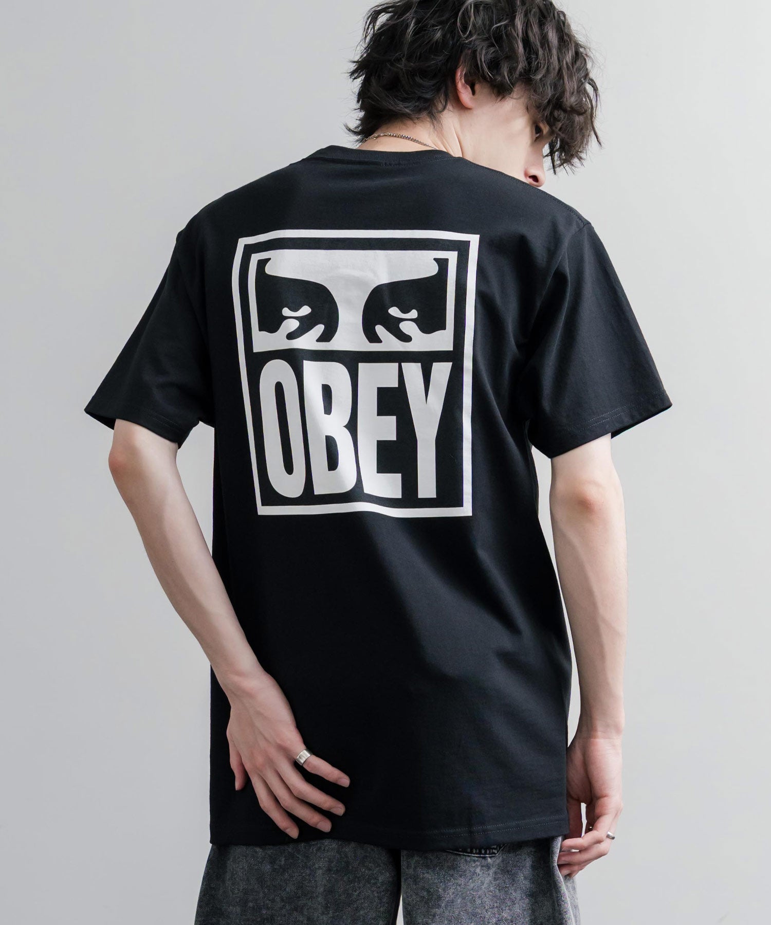 OBEY オベイ CLASSIC TEES バックグラフィックプリント半袖Tシャツ 16113