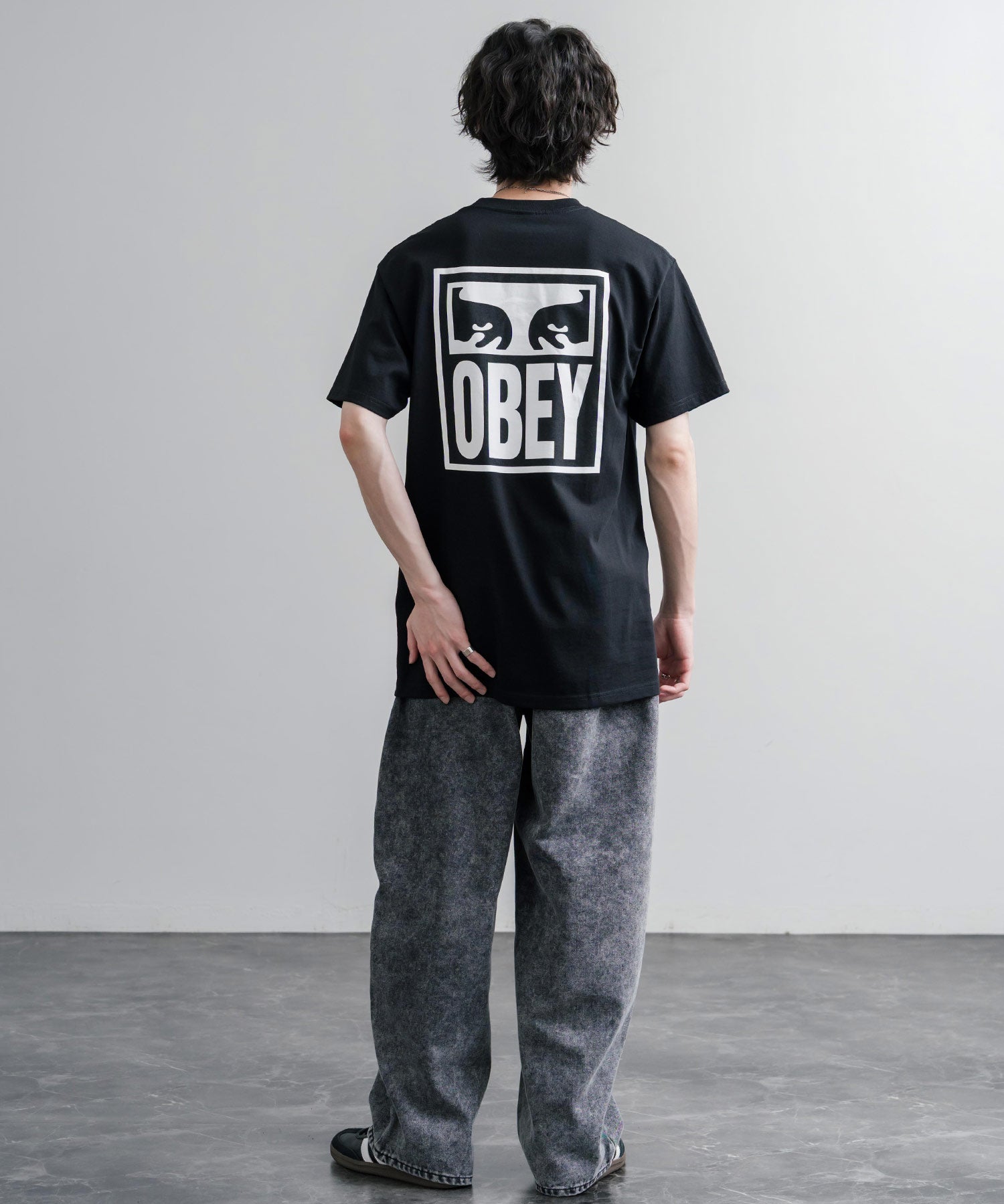 OBEY オベイ CLASSIC TEES バックグラフィックプリント半袖Tシャツ 16113