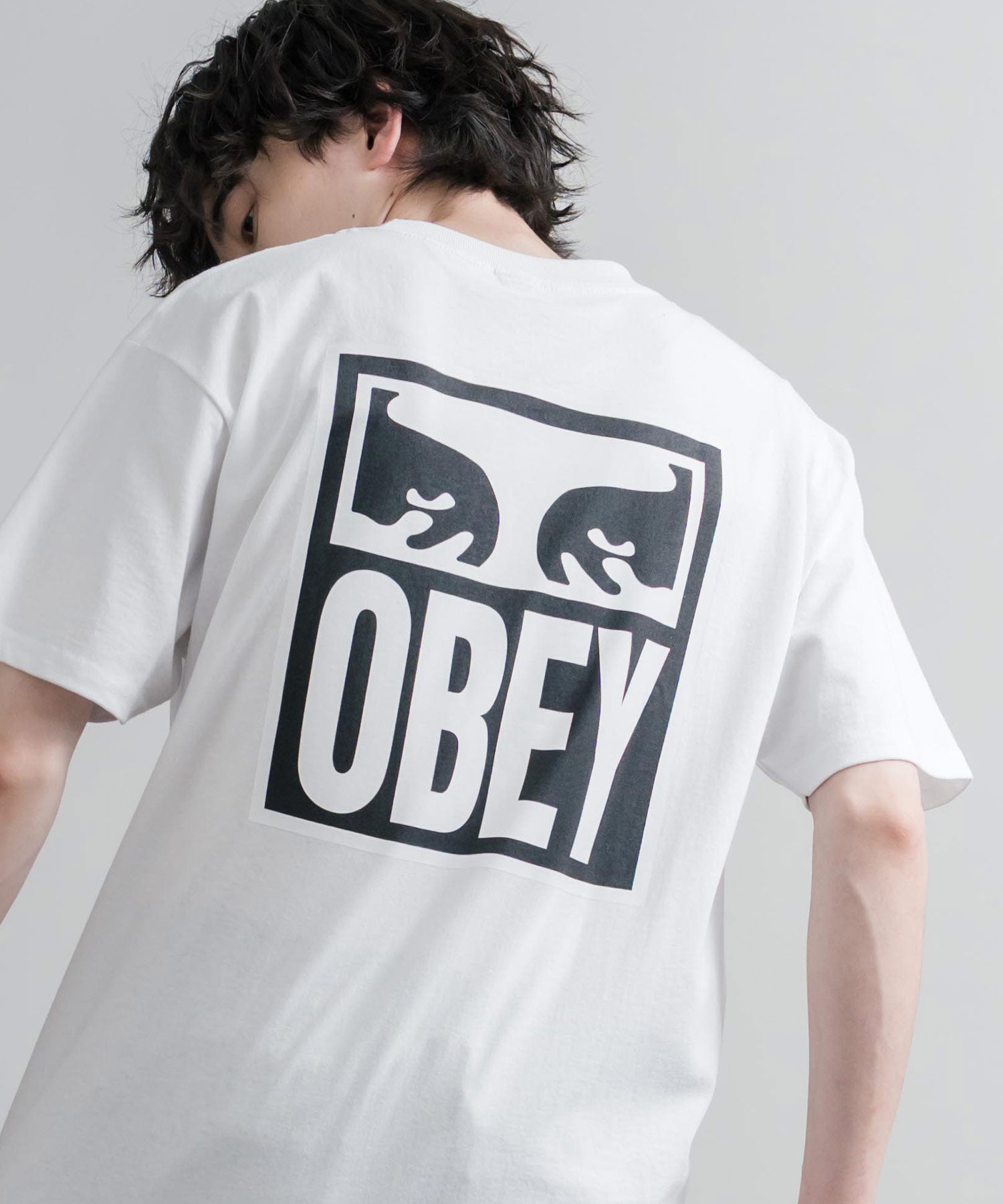 OBEY オベイ CLASSIC TEES バックグラフィックプリント半袖Tシャツ 16113