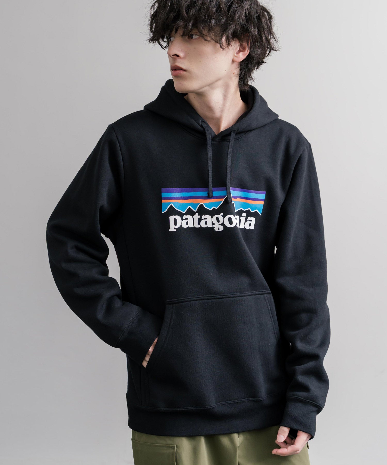 Patagonia パタゴニア M'S P-6 LOGO UPRISAL HOODY ロゴアップライザルフーディ/裏起毛長袖プルオーバーパーカー 16140