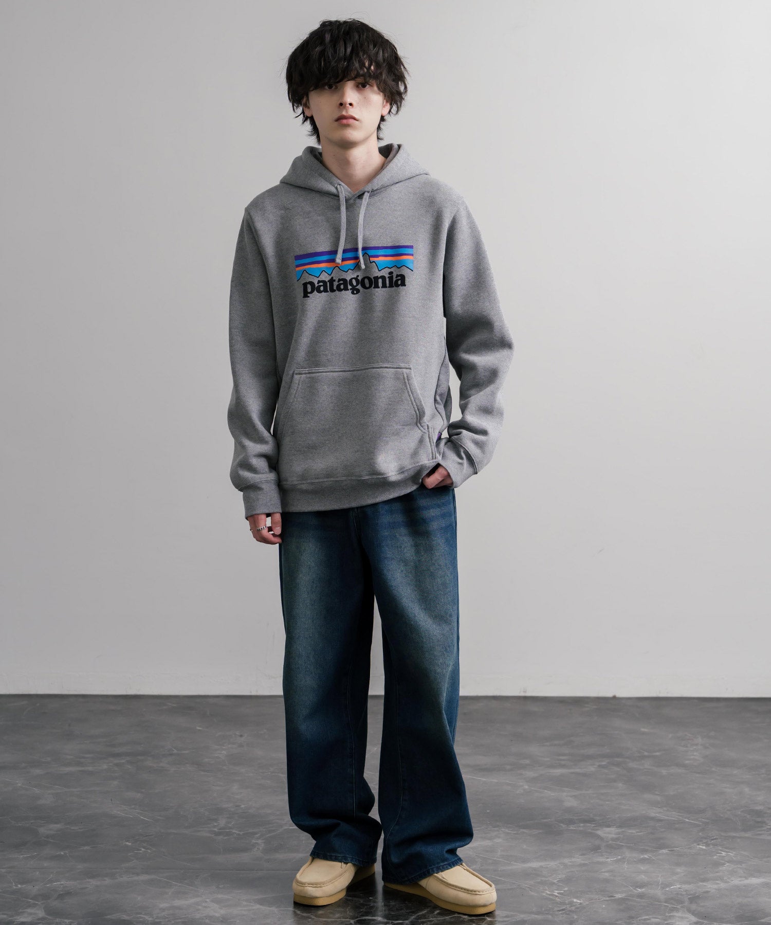 Patagonia パタゴニア M'S P-6 LOGO UPRISAL HOODY ロゴアップライザルフーディ/裏起毛長袖プルオーバーパーカー 16140