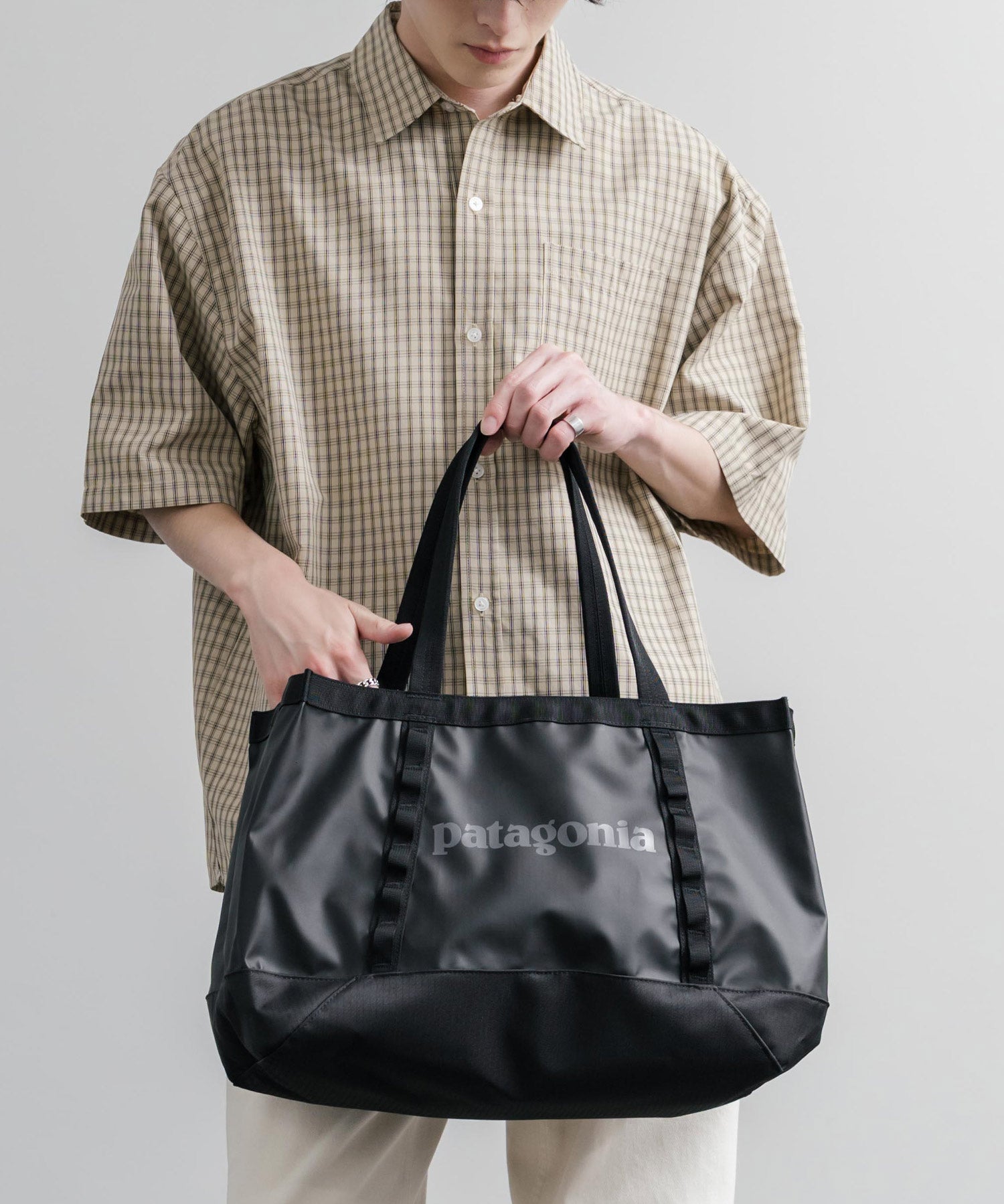Patagonia パタゴニア BLACK HOLE TOTE 25L 大容量トートバッグ 無地/花柄 16146