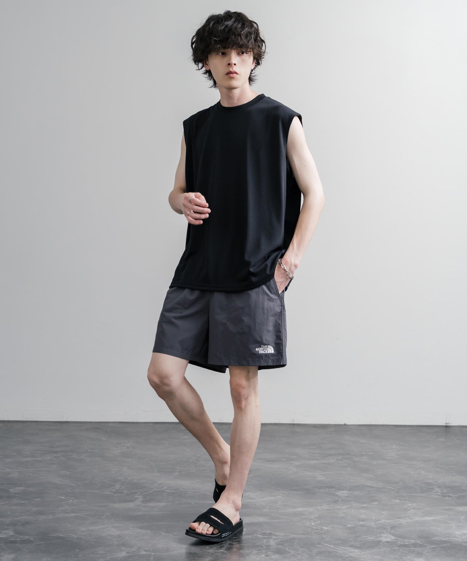 日本未展開モデル THE NORTH FACE WHITE LABEL OLEMA SHORTS イージーワイドナイロンショートパンツ 16150