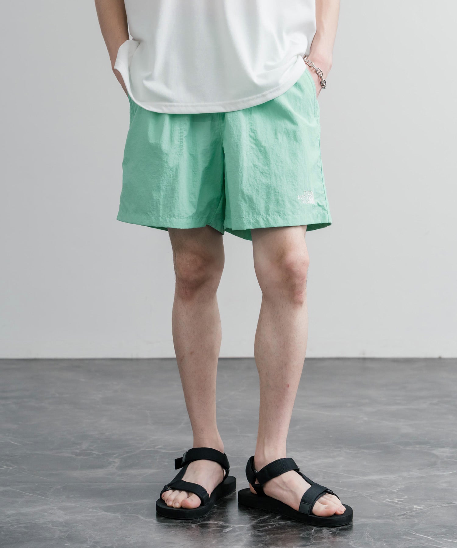 日本未展開モデル THE NORTH FACE WHITE LABEL OLEMA SHORTS イージーワイドナイロンショートパンツ 16150