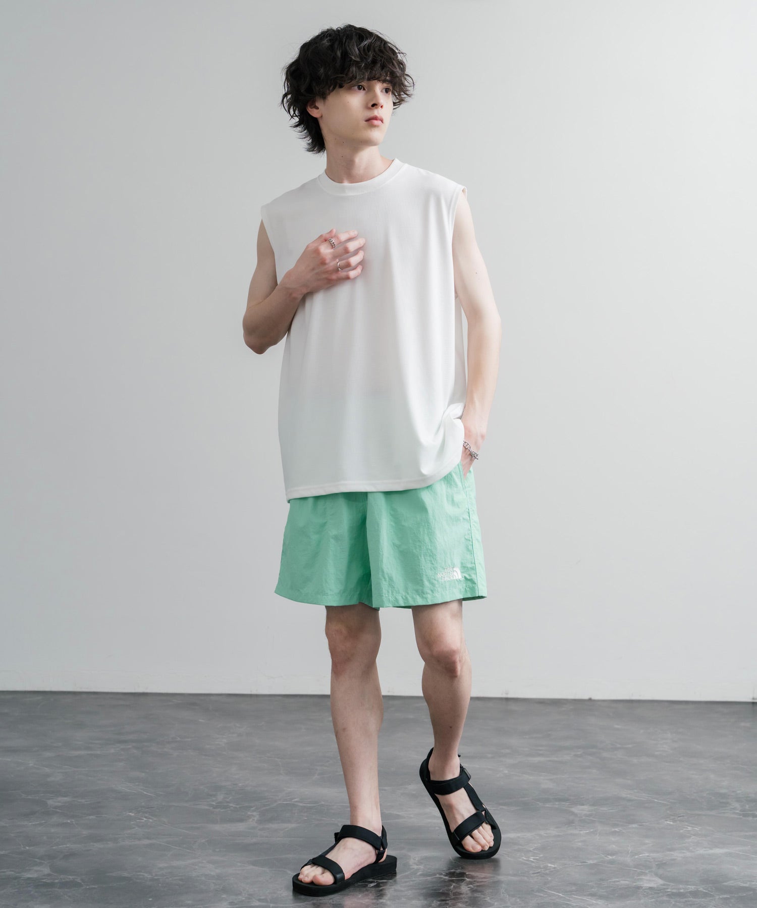 日本未展開モデル THE NORTH FACE WHITE LABEL OLEMA SHORTS イージーワイドナイロンショートパンツ 16150