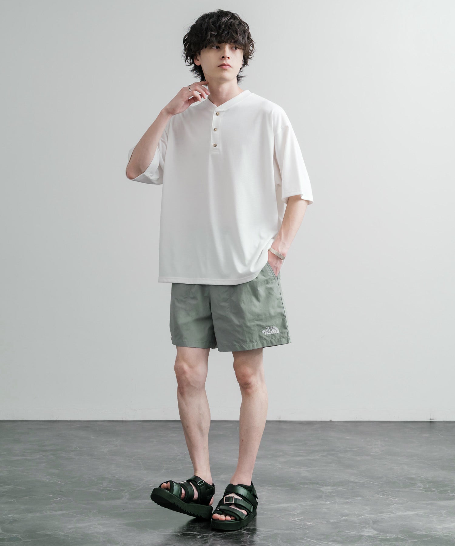 日本未展開モデル THE NORTH FACE WHITE LABEL OLEMA SHORTS イージーワイドナイロンショートパンツ 16150