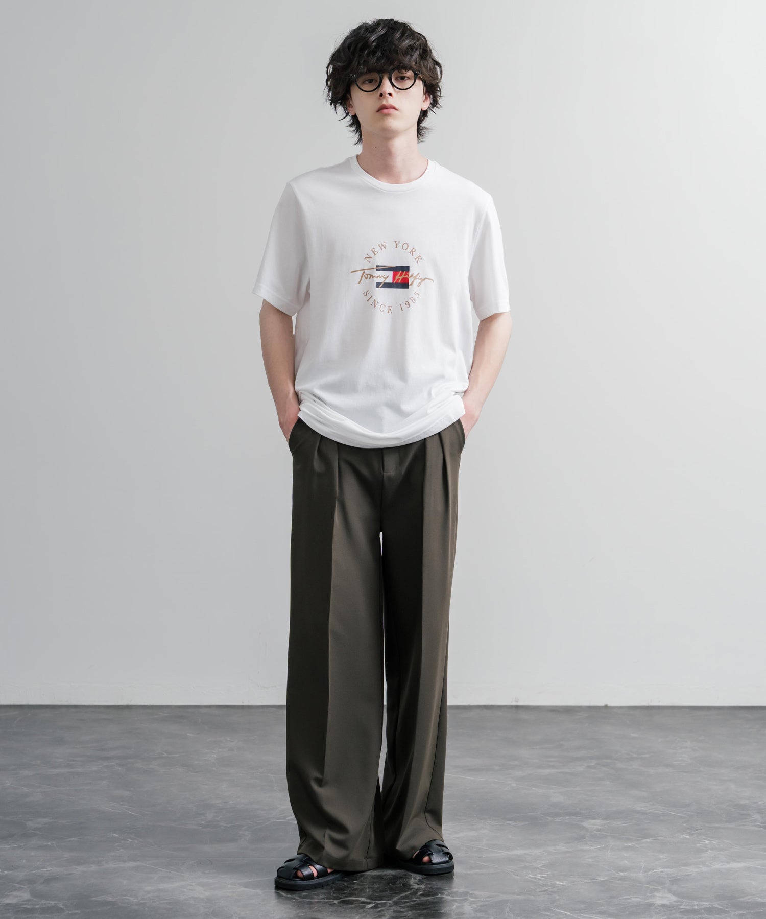 TOMMY HILFIGER グラフィックプリント半袖Tシャツ 16155