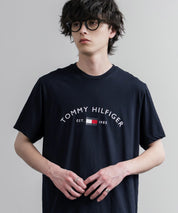 TOMMY HILFIGER アーチロゴプリント半袖Tシャツ 16156