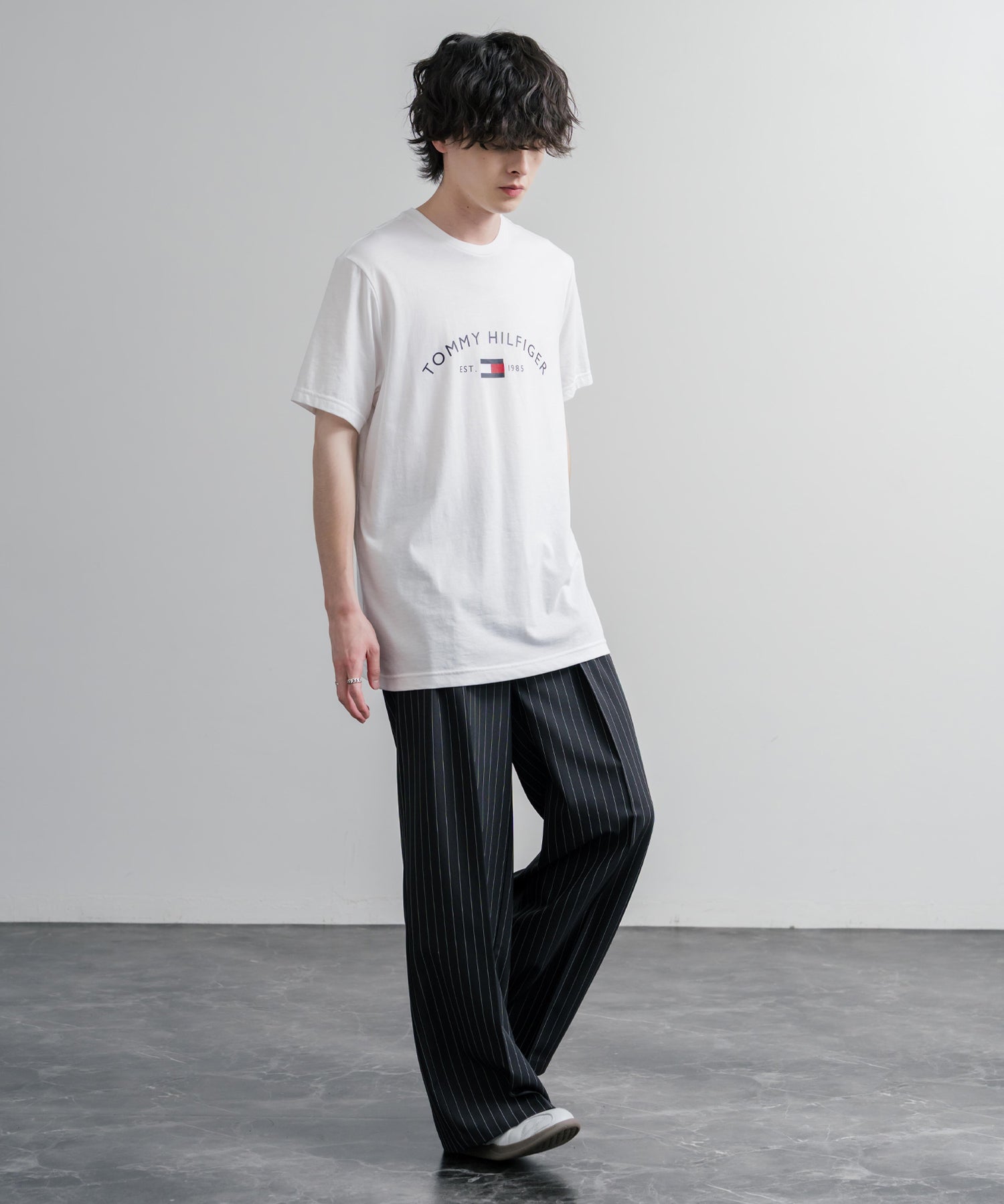 TOMMY HILFIGER アーチロゴプリント半袖Tシャツ 16156