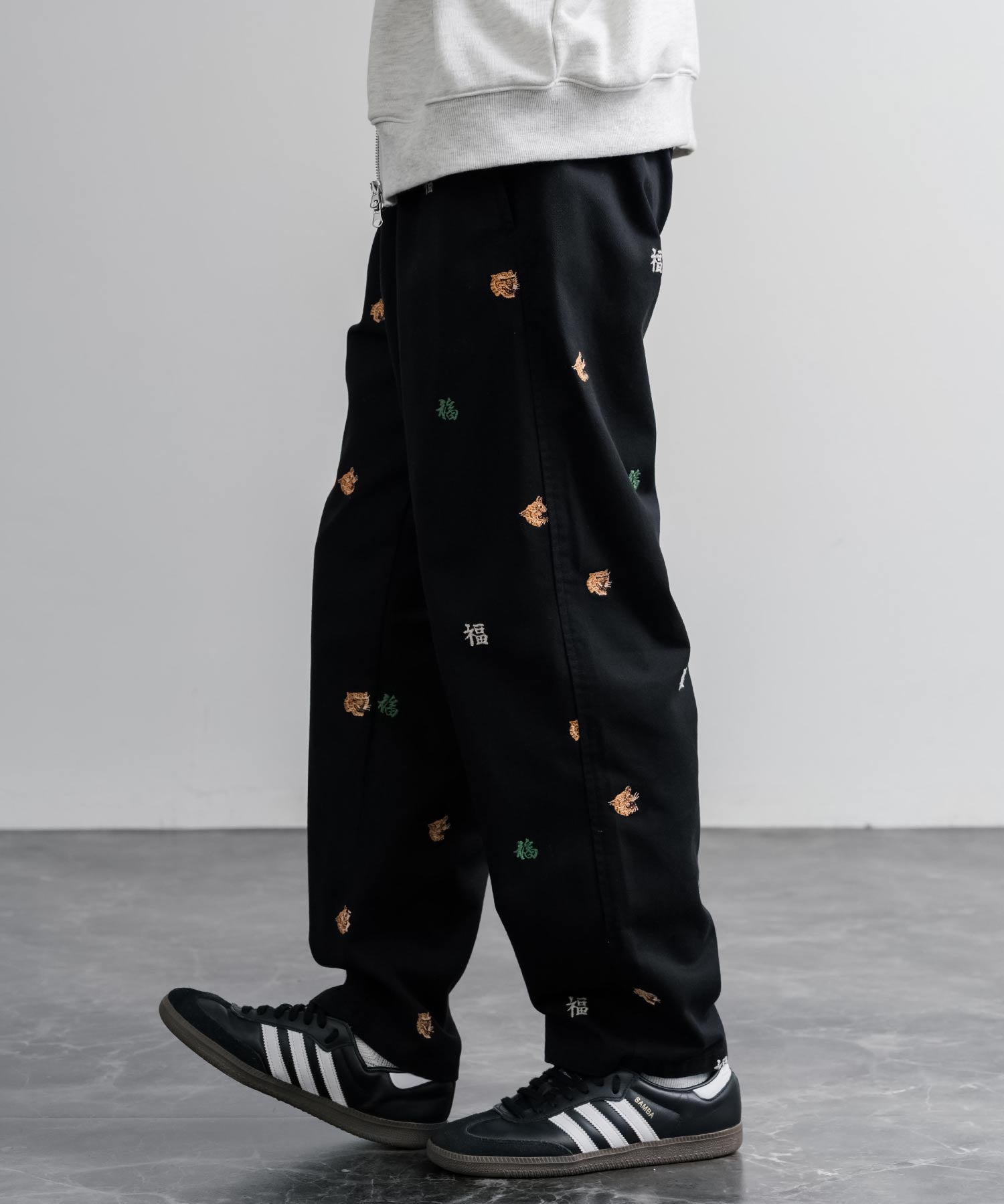HOUSTON TWILL ALLOVER EMB EASY PANTS コットンツイル総柄刺繍イージーテーパードチノパンツ 16178