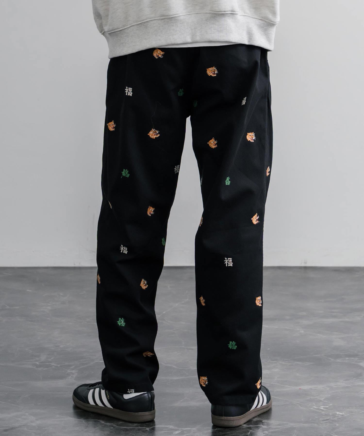 HOUSTON TWILL ALLOVER EMB EASY PANTS コットンツイル総柄刺繍イージーテーパードチノパンツ 16178