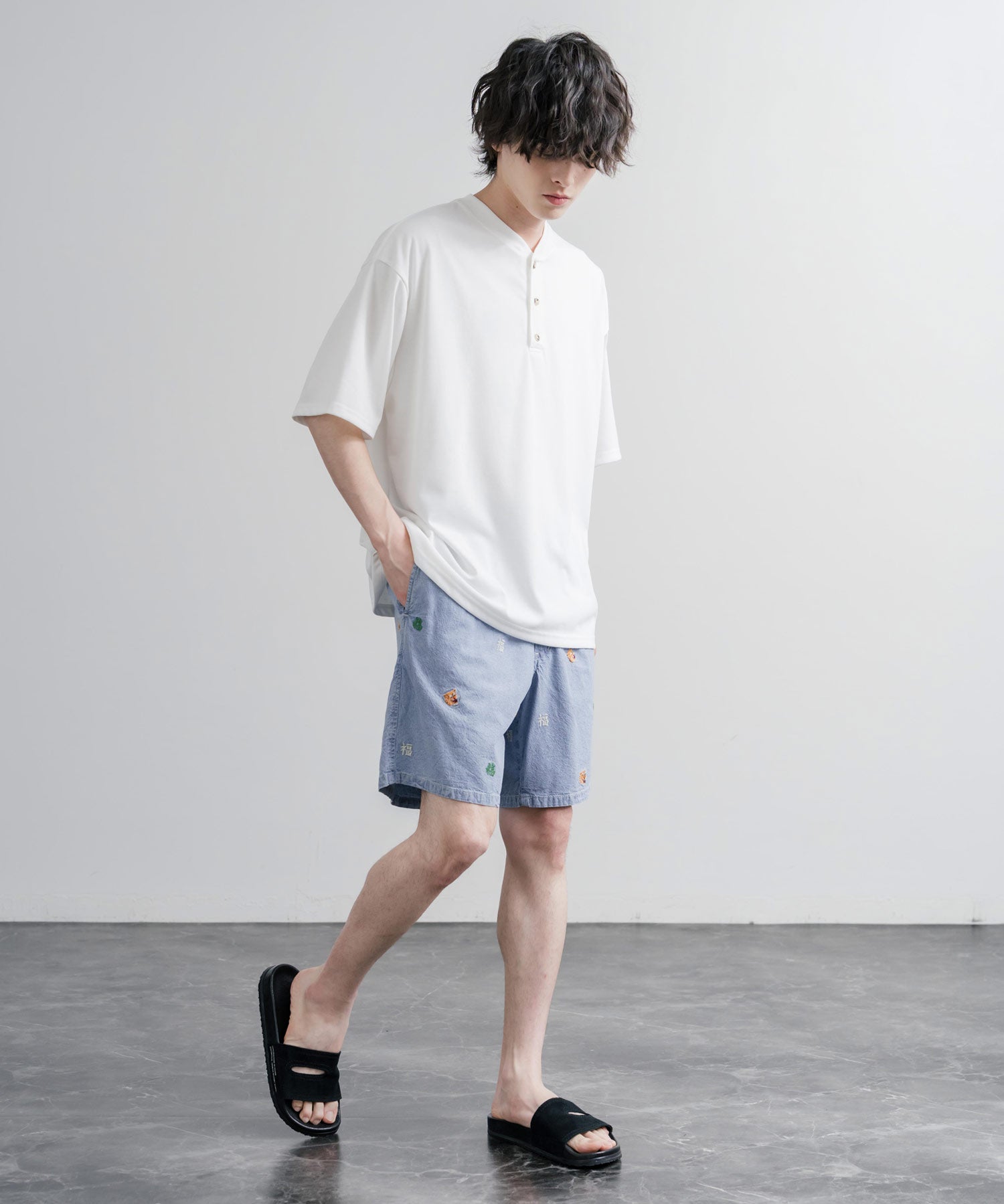HOUSTON CHAMBRAY ALLOVER EMB EASY SHORTS シャンブレー総柄刺繍イージーショートパンツ 16180