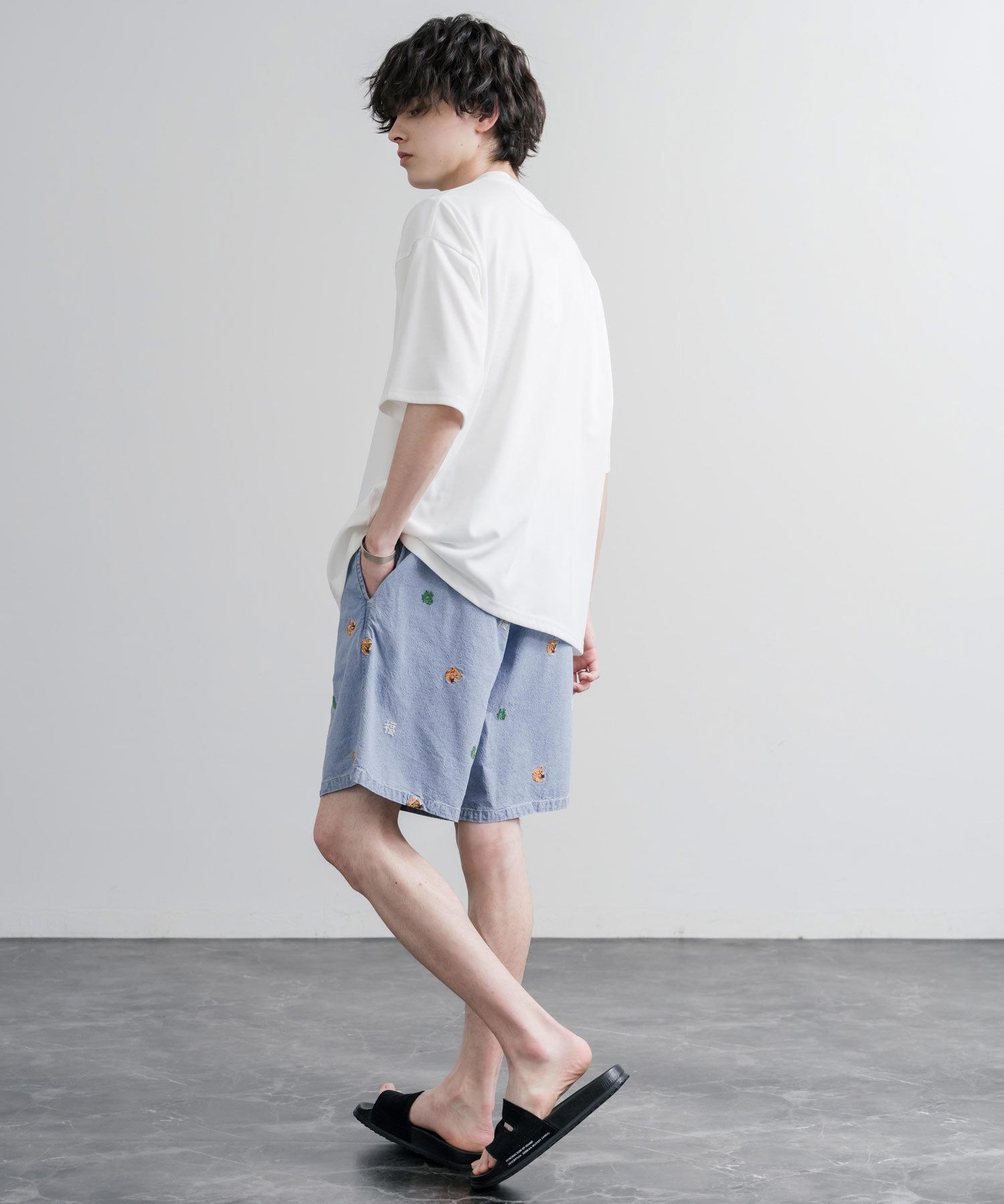 HOUSTON CHAMBRAY ALLOVER EMB EASY SHORTS シャンブレー総柄刺繍イージーショートパンツ 16180