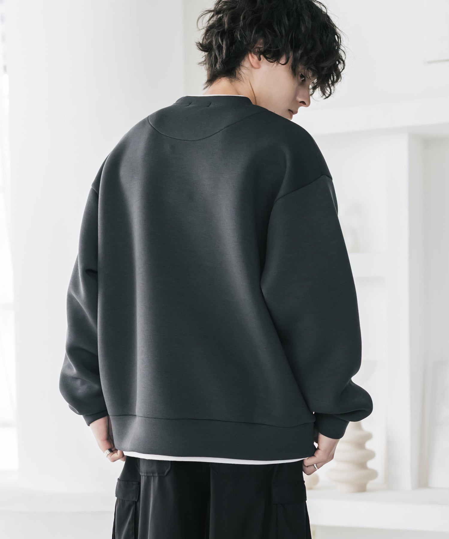 オーバーサイズダンボールニットフェイクレイヤードプルオーバートレーナー 16184