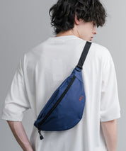 MEI メイ STANDARD MOON SHOULDE ワンポイントロゴ刺繍三日月型ボディバッグ/ウエストポーチ/ショルダーバッグ 16190