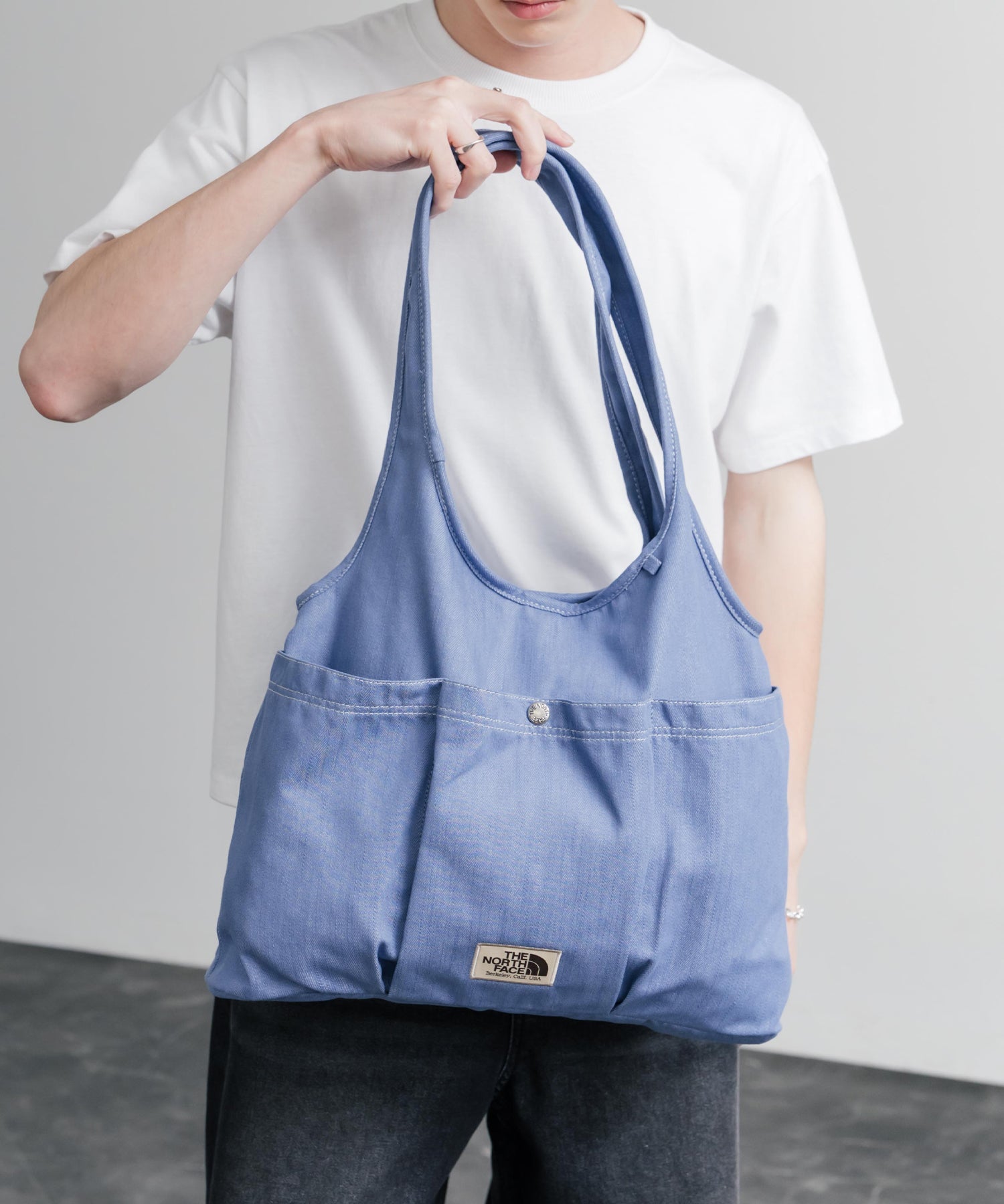 THE NORTH FACE WHITE LABEL WL TRIG BAG ナイロンデニムワンポイントロゴショルダートートバッグ 16204