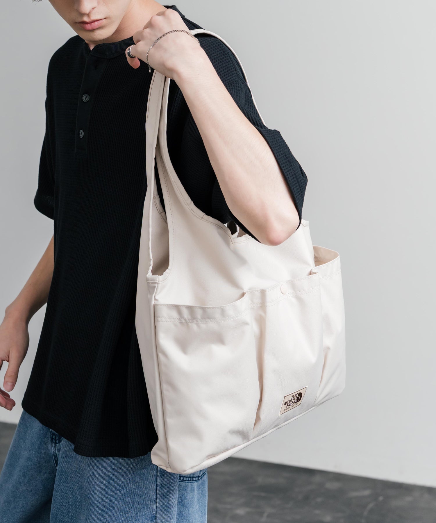 THE NORTH FACE WHITE LABEL WL TRIG BAG ナイロンデニムワンポイントロゴショルダートートバッグ 16204
