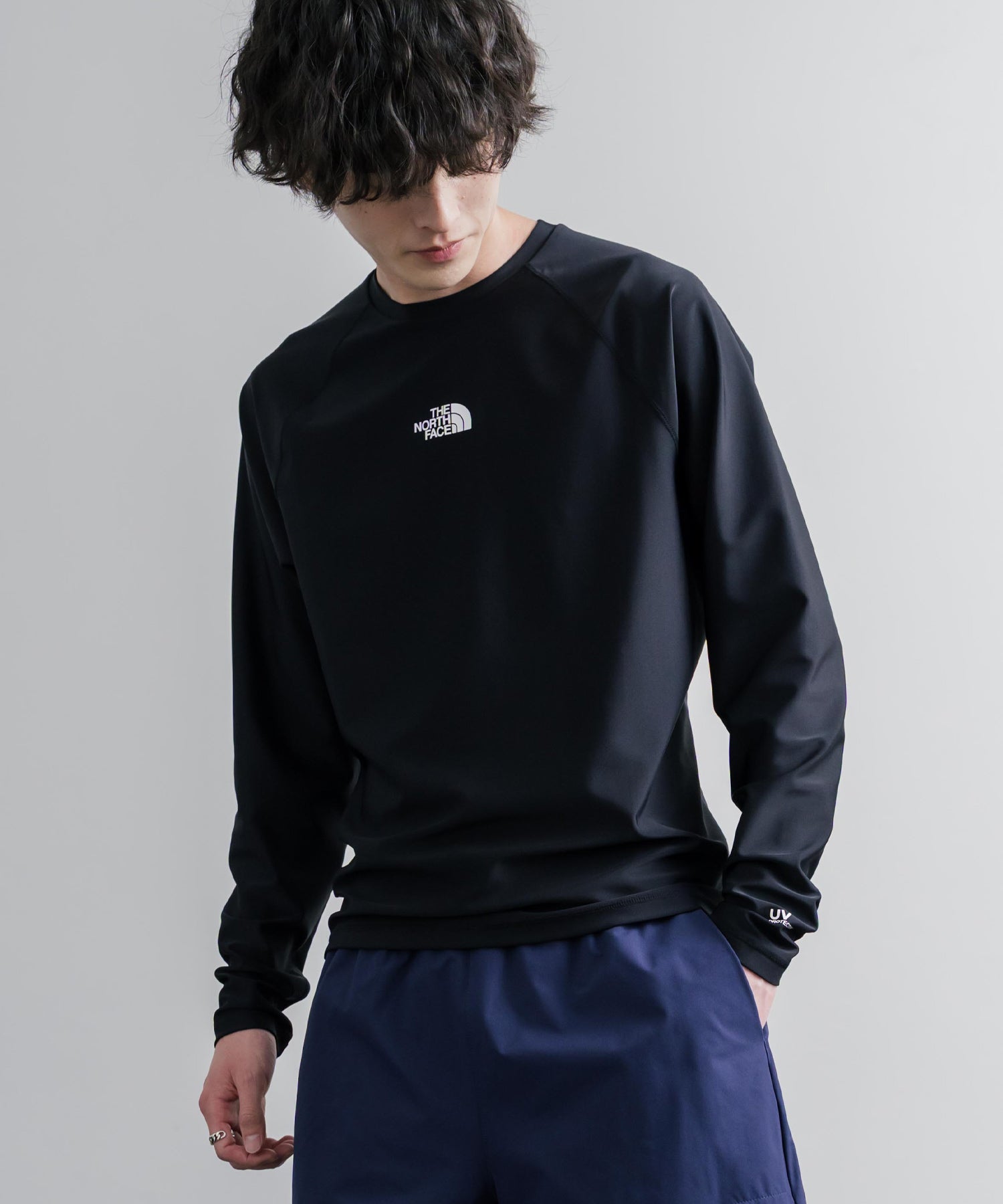 THE NORTH FACE ザ・ノースフェイス M'S ESSENTIAL L/S RASHGUARD 接触