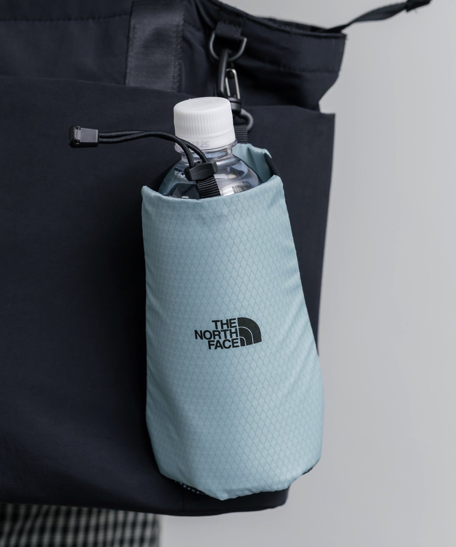 THE NORTH FACE ザ・ノースフェイス MT LITE BOTTLE POUCH ワンポイントロゴ入りペットボトルホルダー　16211