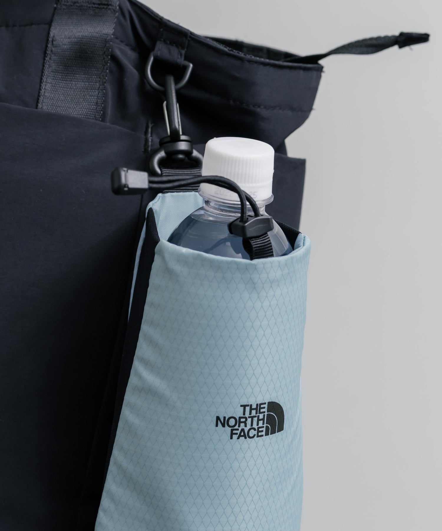 THE NORTH FACE ザ・ノースフェイス MT LITE BOTTLE POUCH ワンポイントロゴ入りペットボトルホルダー　16211