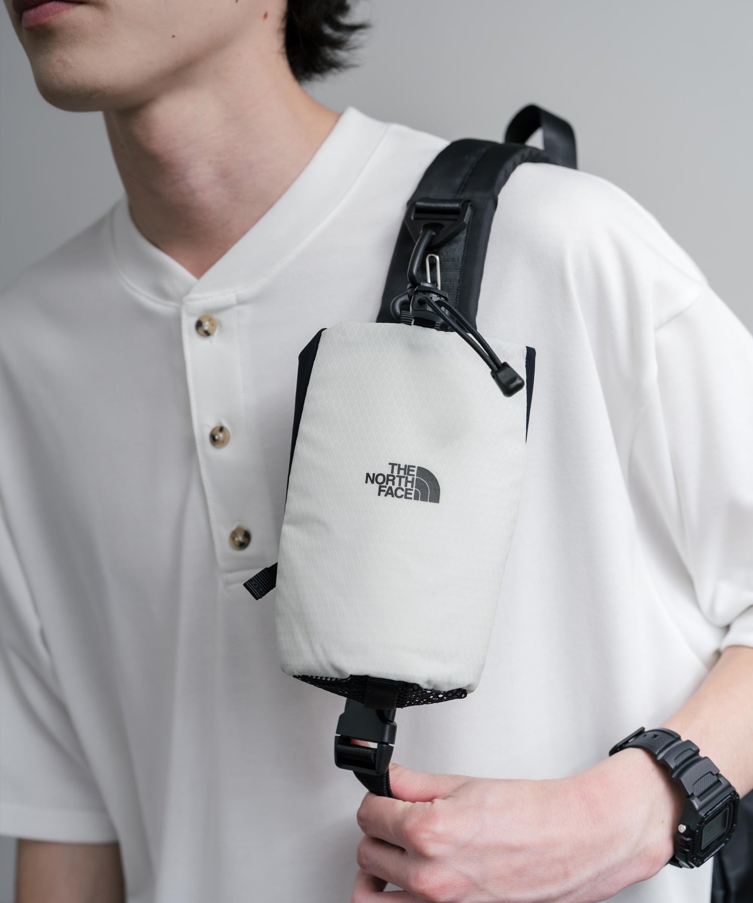 THE NORTH FACE ザ・ノースフェイス MT LITE BOTTLE POUCH ワンポイントロゴ入りペットボトルホルダー　16211