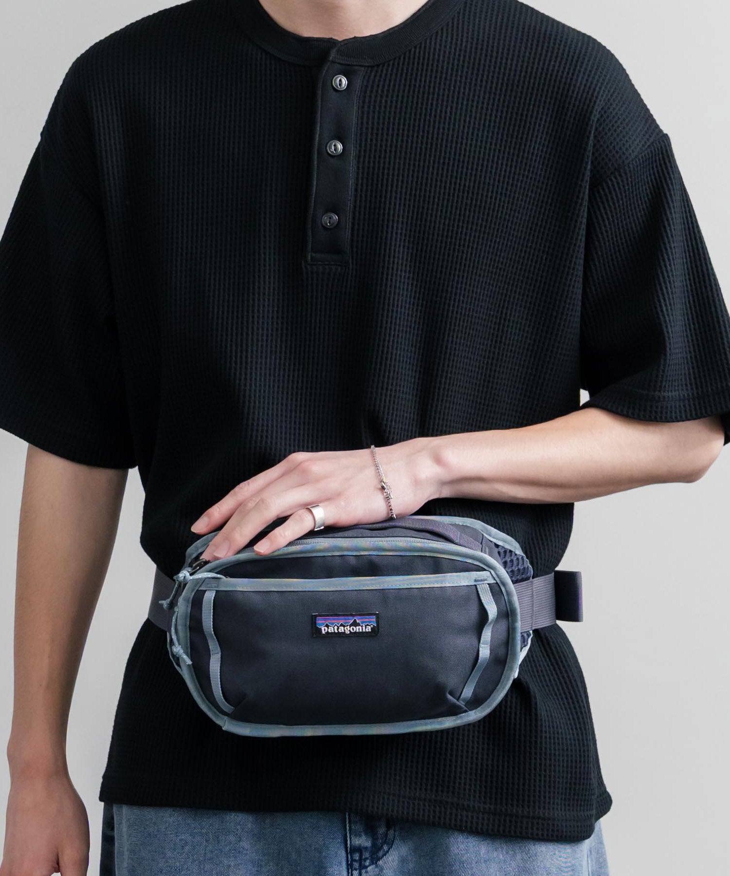 Patagonia FIELDSMITH HIP PACK ワンポイントロゴウエストポーチボディショルダー2WAYバッグ 16215