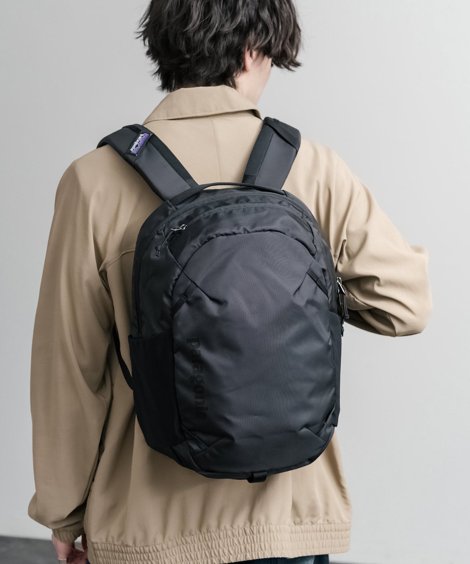 Patagonia ATOM DAY PACK 24L ワンポイントロゴバックパック リュックサック 16216