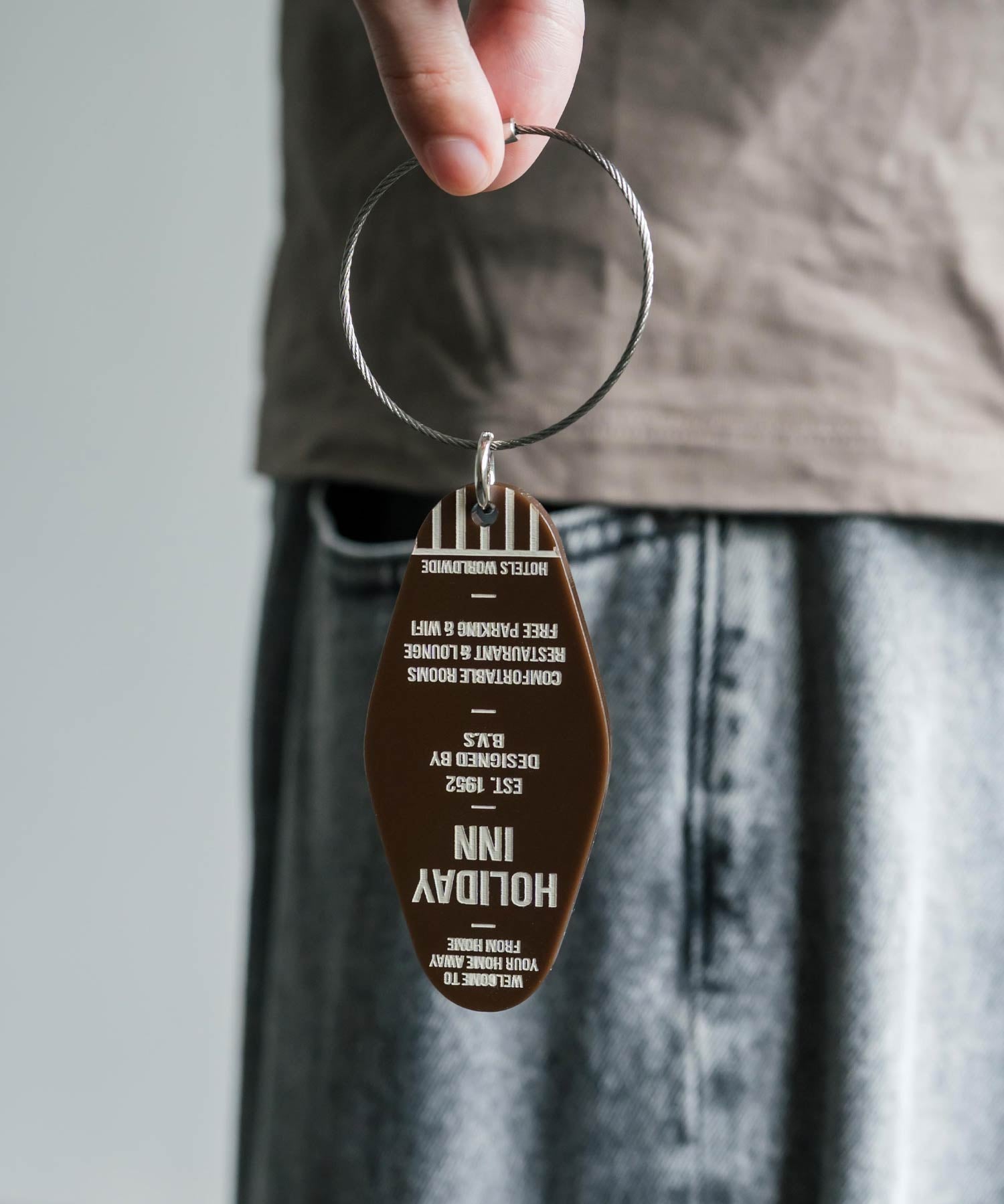 Butler Verner Sails 日本製 CHECK IN KEY TAG ワイヤーリングアクリルキーホルダー JA-3088 16239