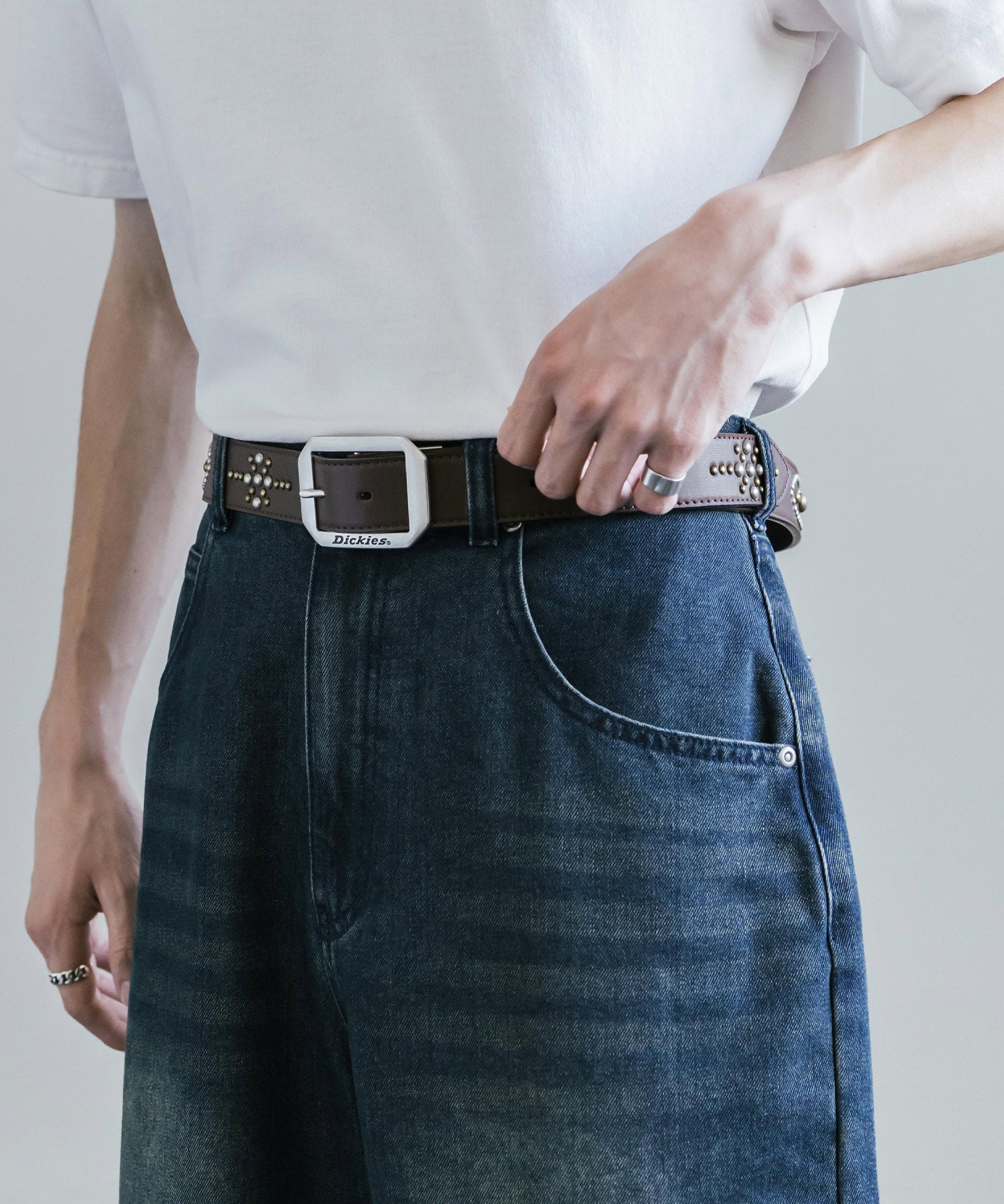 Dickies ディッキーズ サイズ調整可能 35mm PUレザースクエアバックルスタッズベルト 16244