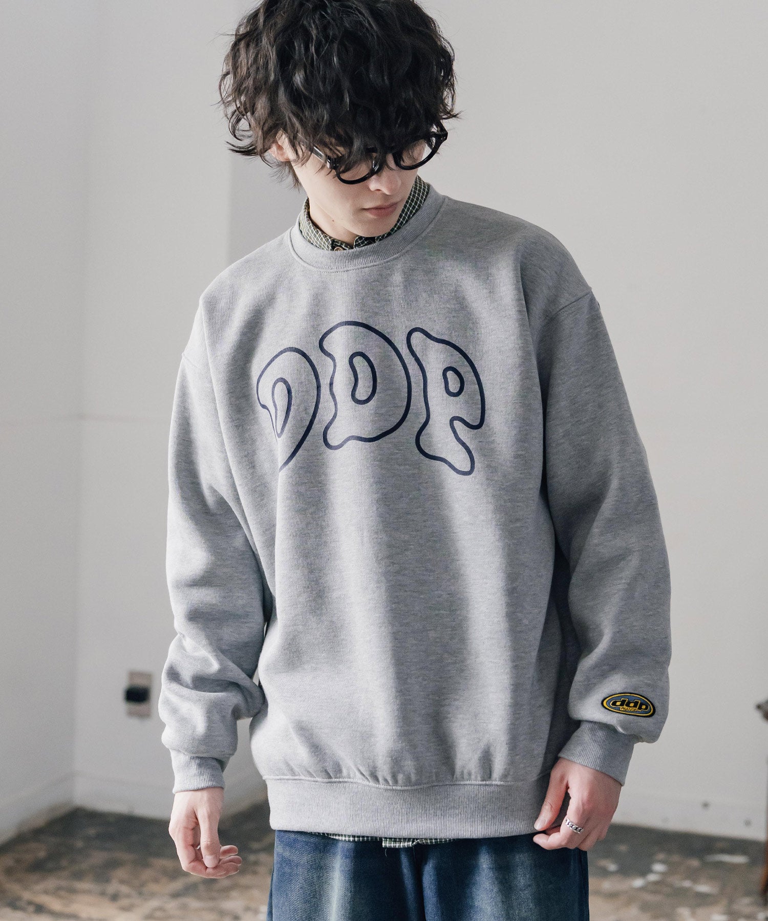 ddp ディーディーピー オーバーサイズグラフィックプリント裏起毛ロゴ刺繍クルーネック長袖トレーナースウェット 16247
