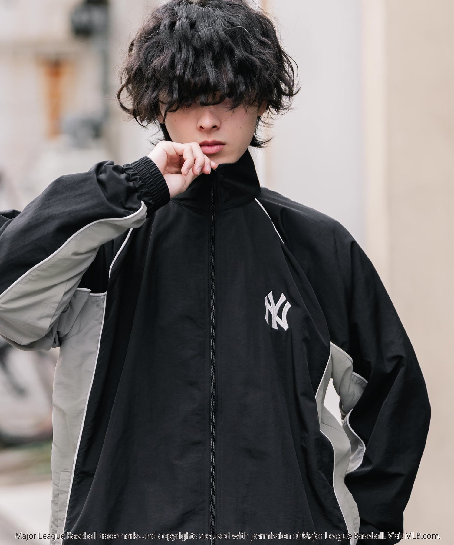 MLB メジャーリーグベースボール NYY LAD SD 別注 オーバーサイズ ナイロントラックジャケット/ワンポイントロゴ刺繍スタンドネックブルゾン 16321