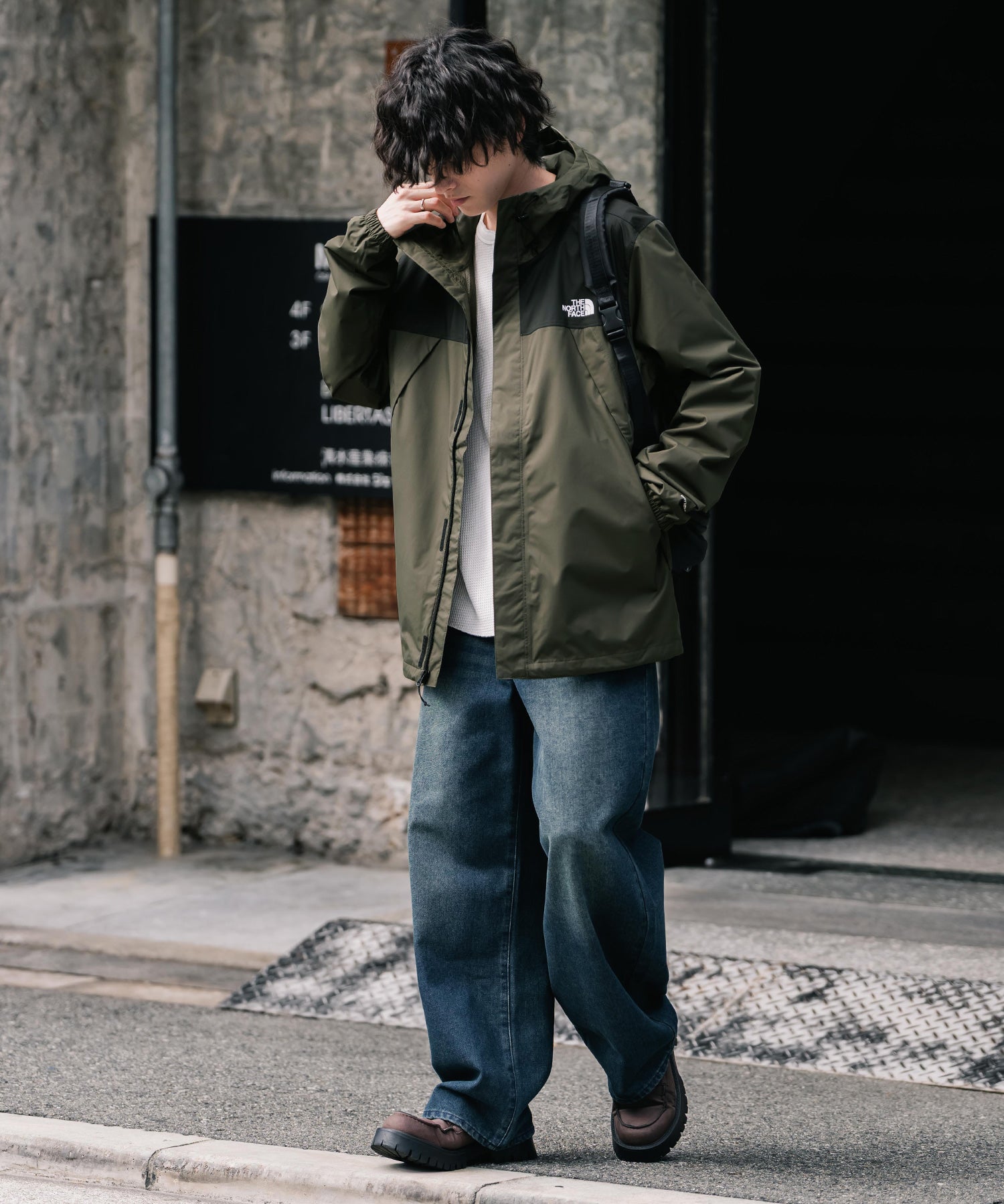 新色追加 THE NORTH FACE ザ・ノースフェイス ANTORA JACKET DRYVENTオーバーサイズワンポイントロゴアントラジャケット/マウンテンパーカー 16366
