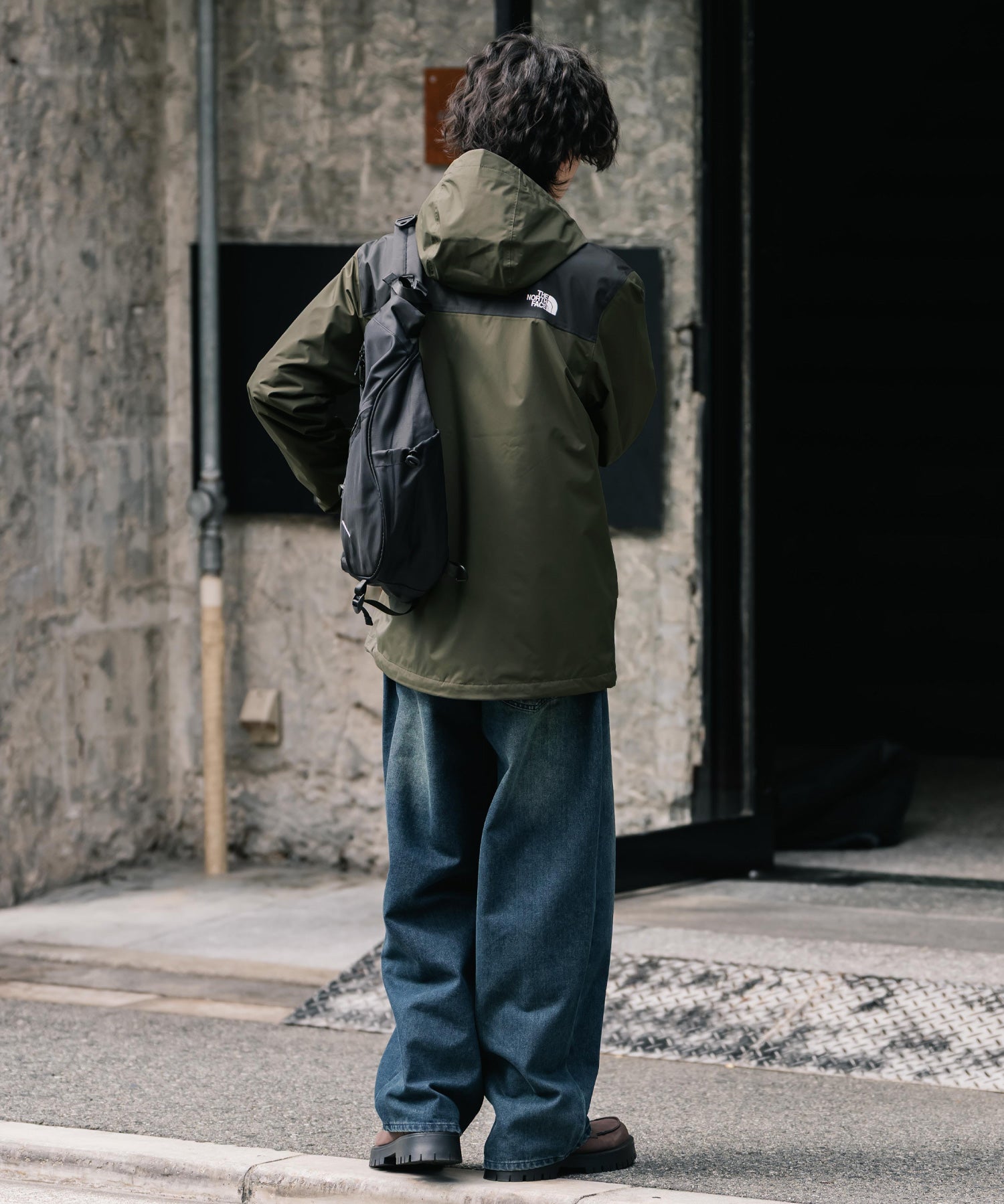 新色追加 THE NORTH FACE ザ・ノースフェイス ANTORA JACKET DRYVENTオーバーサイズワンポイントロゴアントラジャケット/マウンテンパーカー 16366