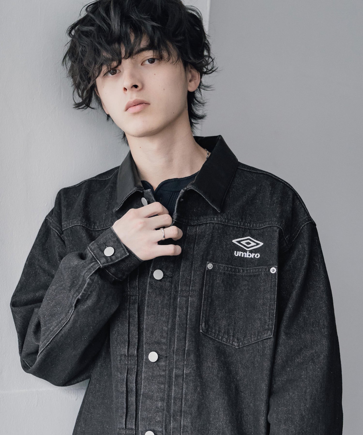 UMBRO アンブロ 別注コラボ オーバーサイズ1stタイプデニムジャケット/ワンポイントロゴ刺繍トラッカージャケット 16367