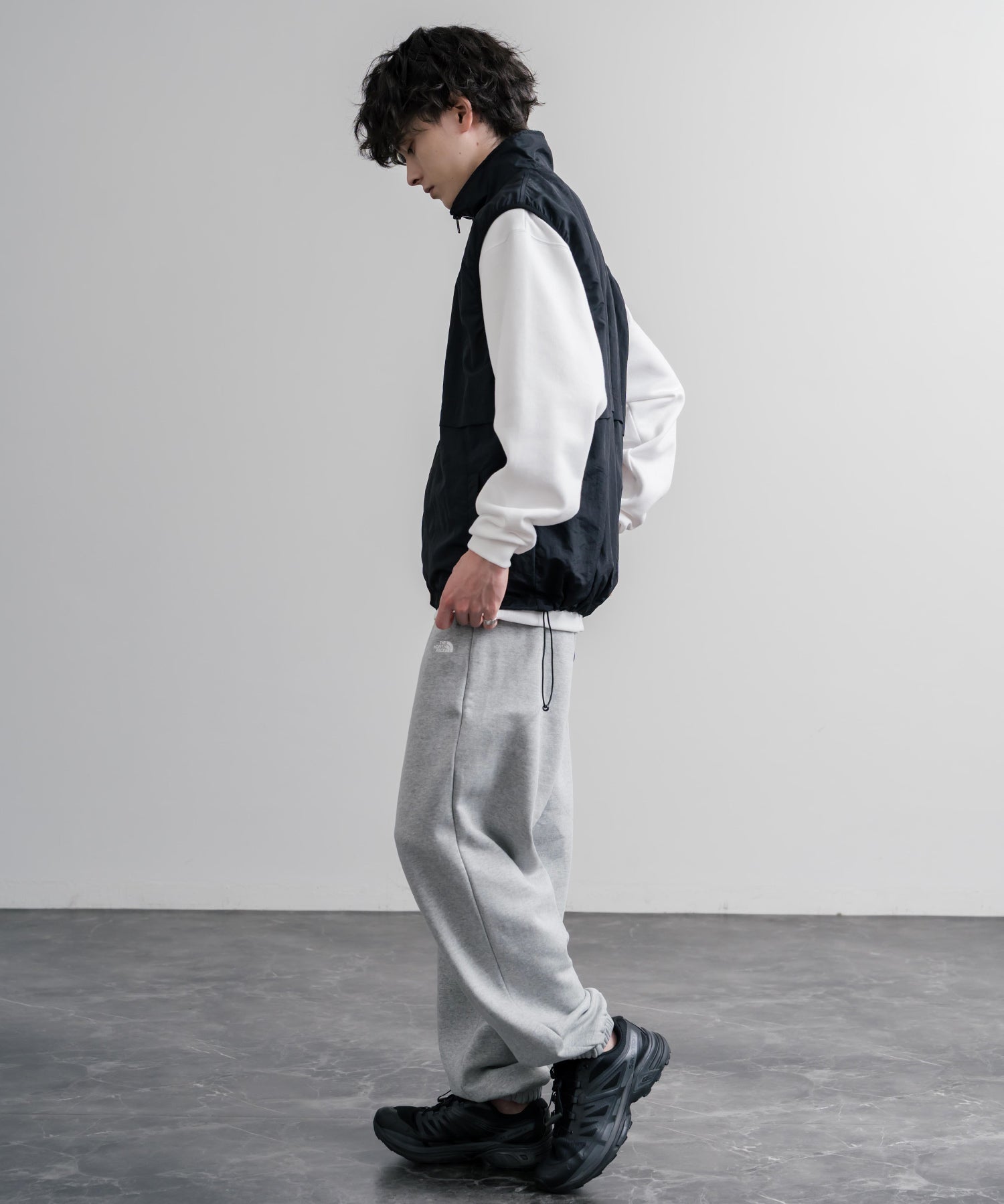 THE NORTH FACE M ESS SD RLX PANTS ノースフェイス 裏起毛ワンポイントロゴ刺繍スウェットワイドイージージョガーパンツ 16368