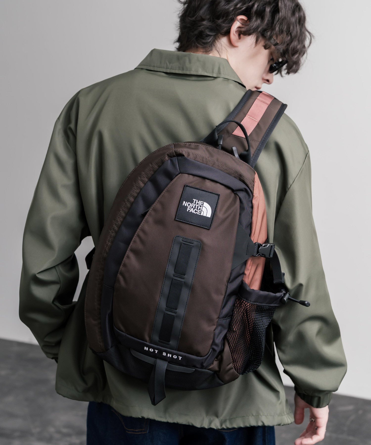 THE NORTH FACE ザ・ノースフェイス HOT SHOT SLING ホットショットスリングバッグ A4収納ワンショルダーバッグ 16389
