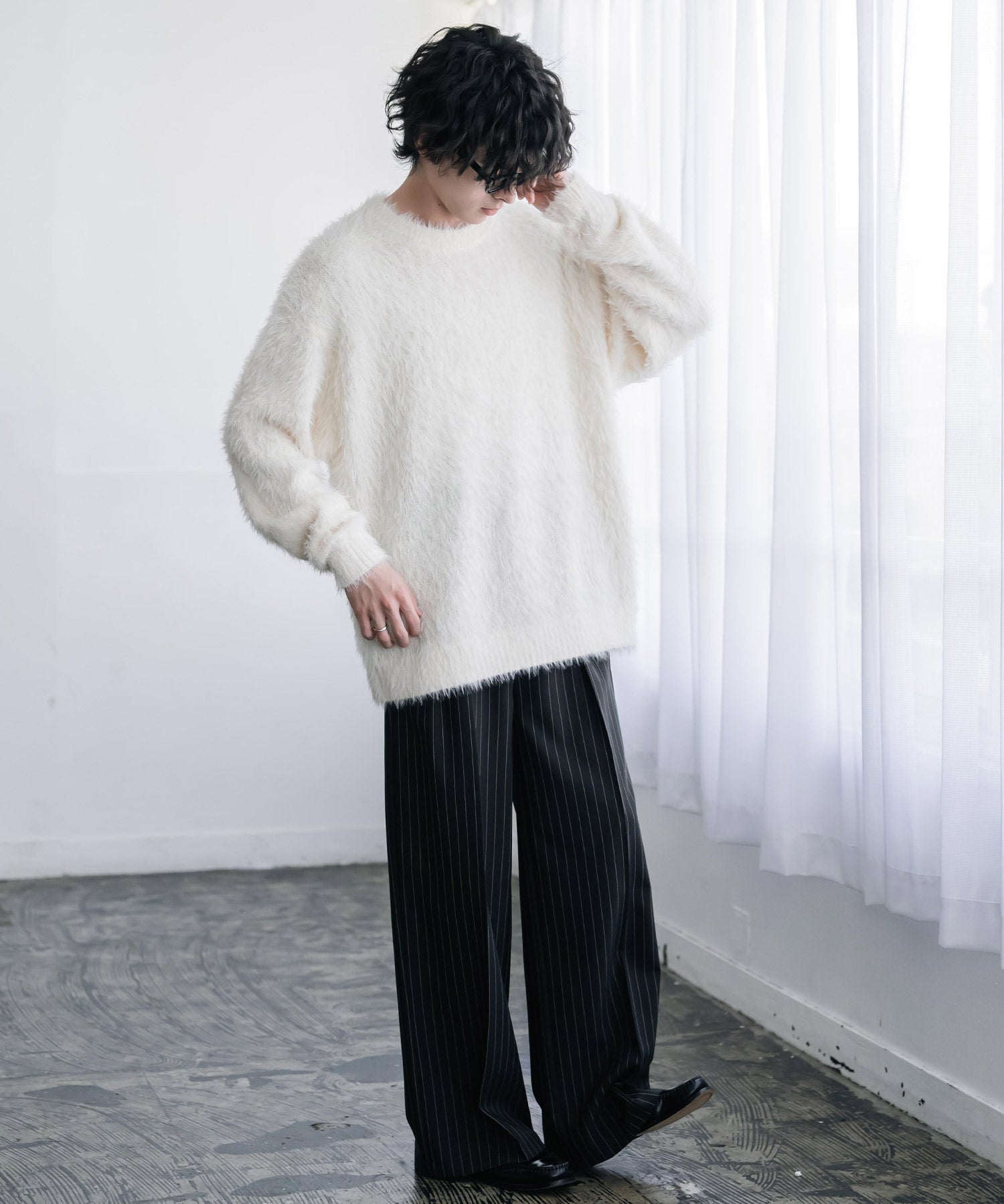 オーバーサイズ モヘアライククルーネックボリュームシャギーニットプルオーバー 16390