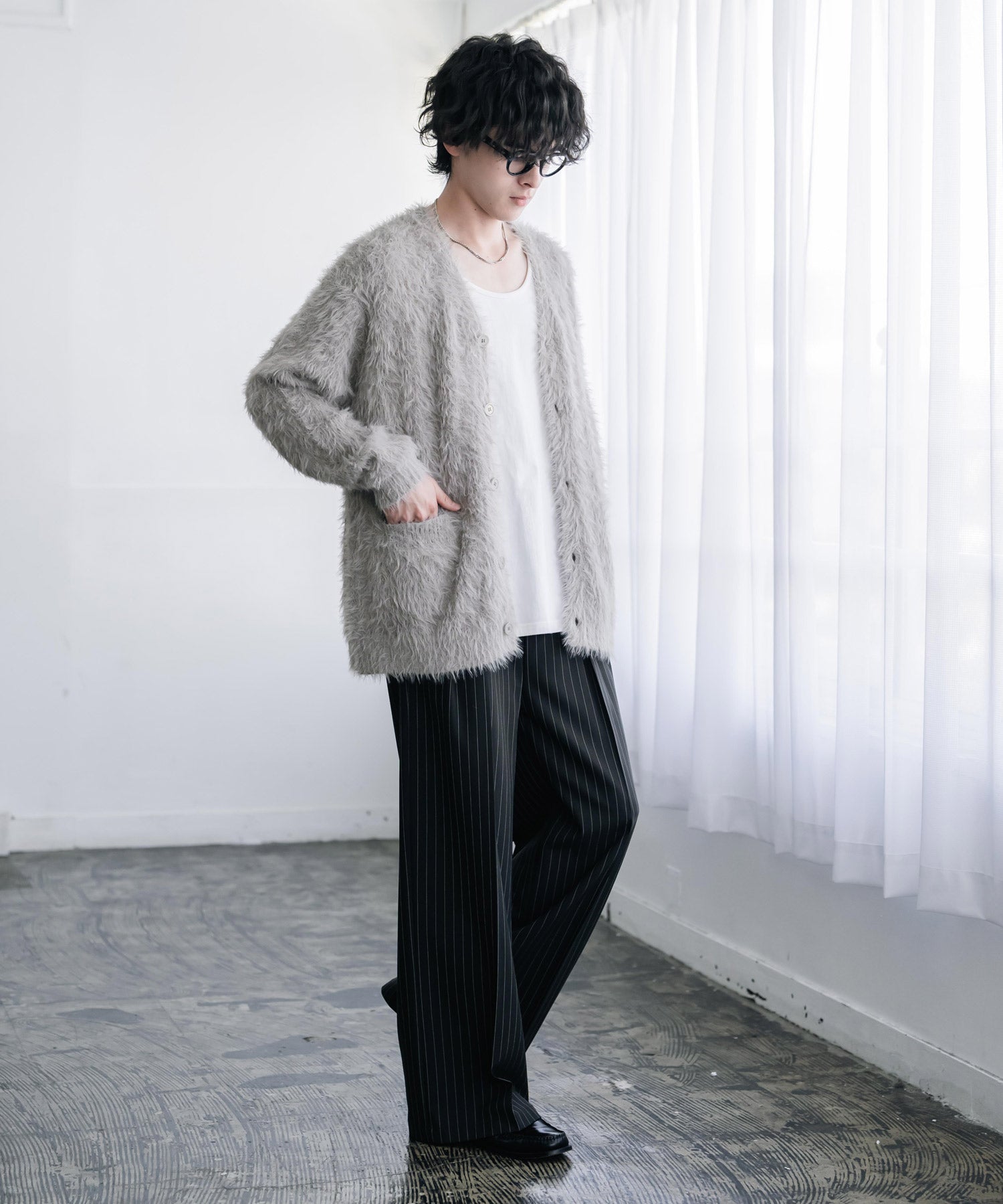 オーバーサイズ モヘアライクVネックボリュームシャギーニットカーディガン 16391