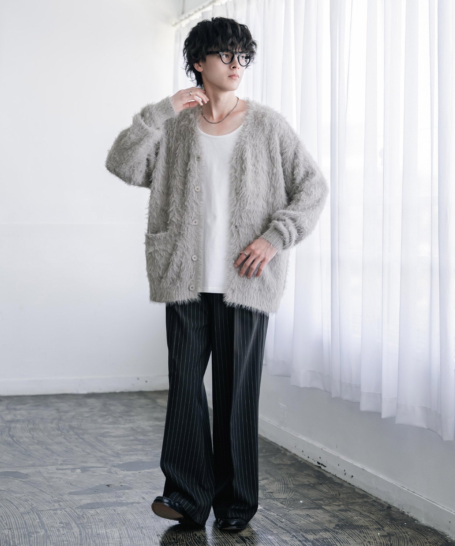 オーバーサイズ モヘアライクVネックボリュームシャギーニットカーディガン 16391