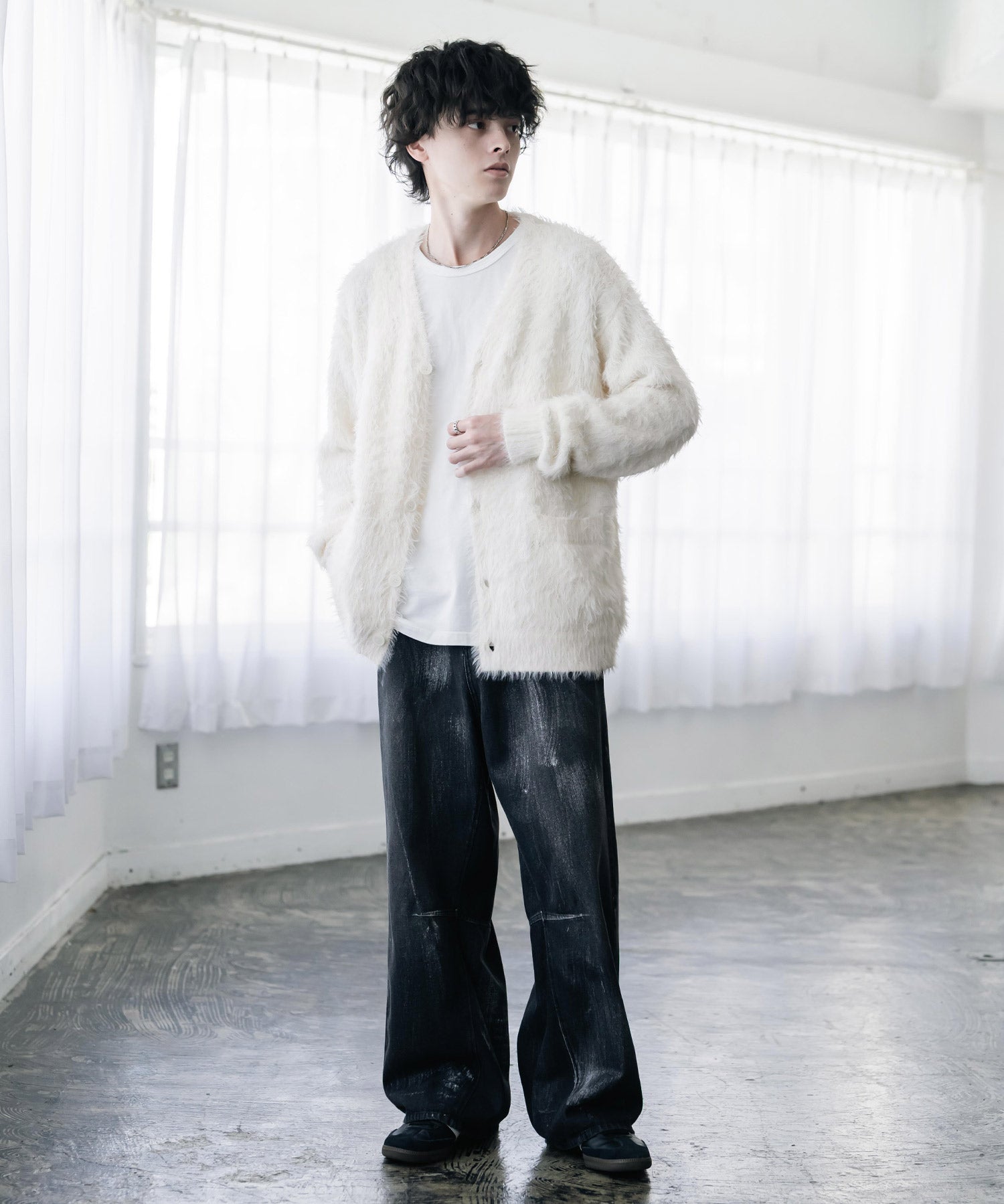 オーバーサイズ モヘアライクVネックボリュームシャギーニットカーディガン 16391