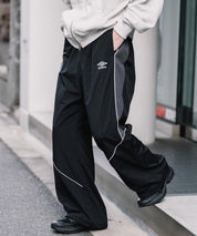 UMBRO アンブロ 裾スピンドルパイピングナイロンイージーパンツ/ワイドトラックパンツ 16394【セットアップ可能】