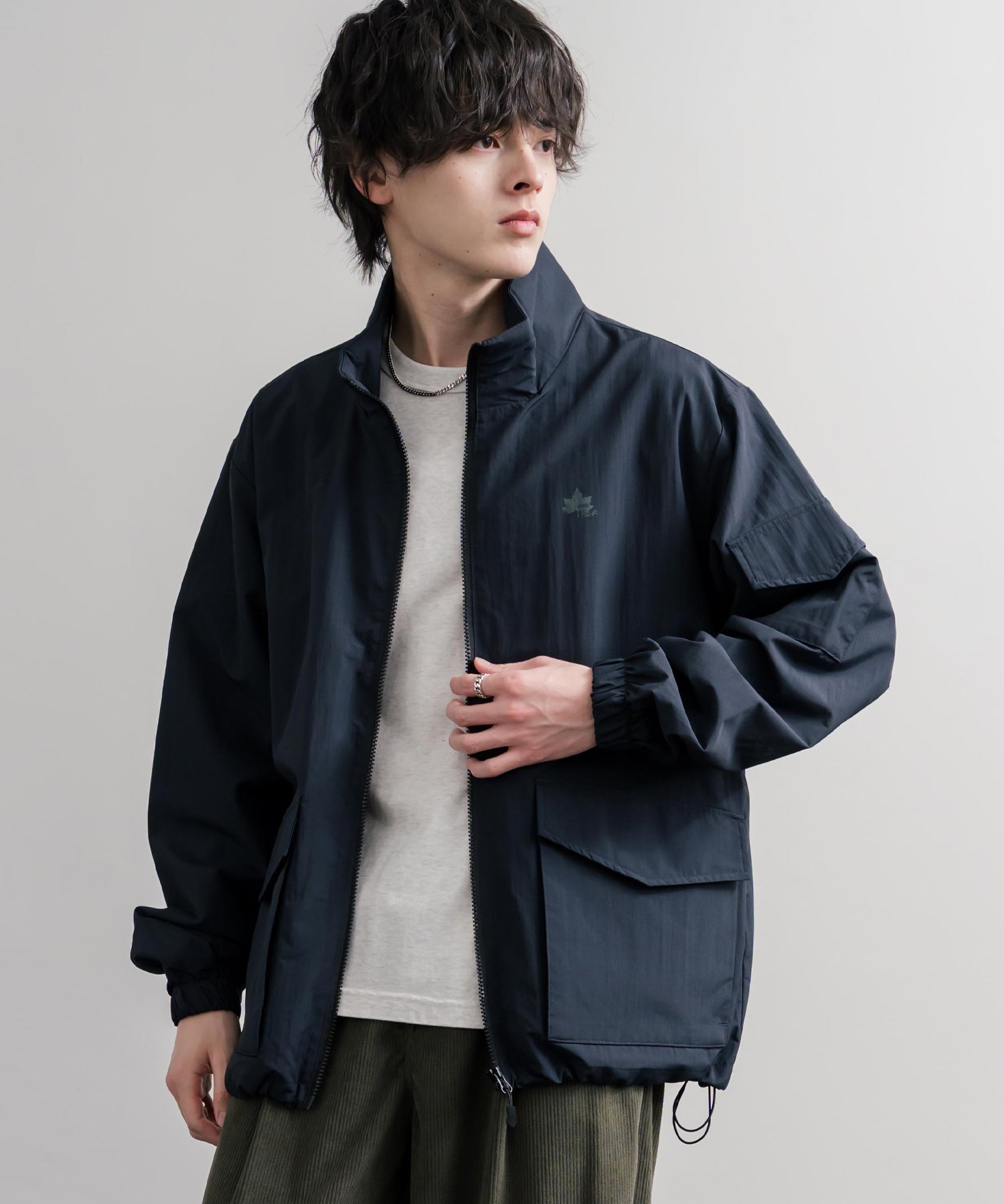 LOGOS ロゴス オーバーサイズ撥水裏タフタワンポイントロゴスタンドネックナイロンブルゾン 16451